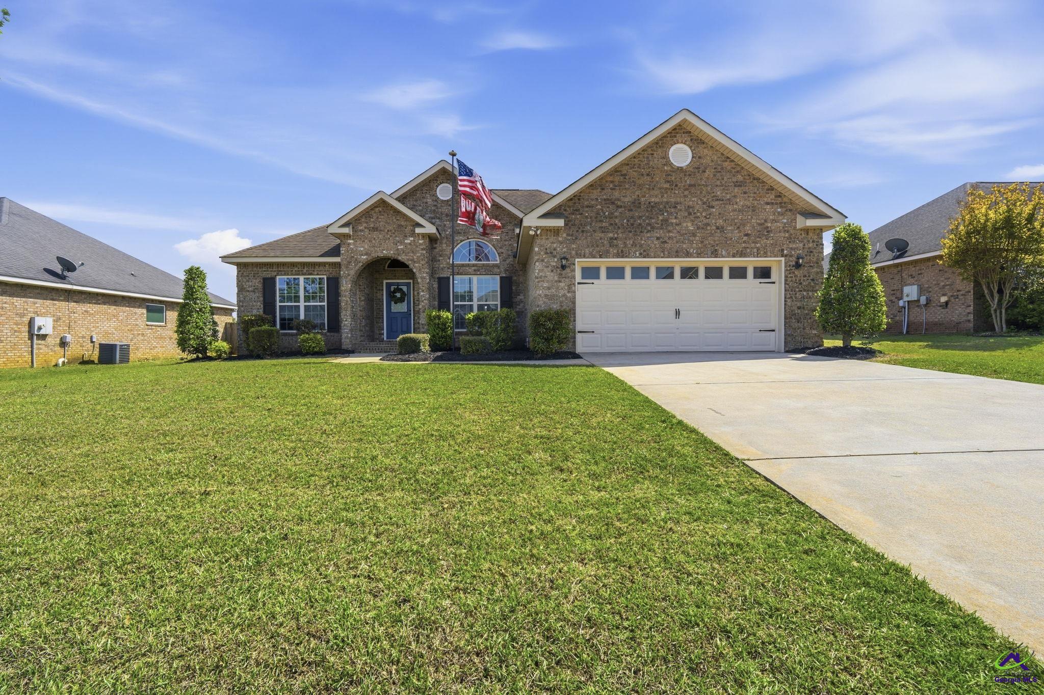 208 Hunts Landing Drive