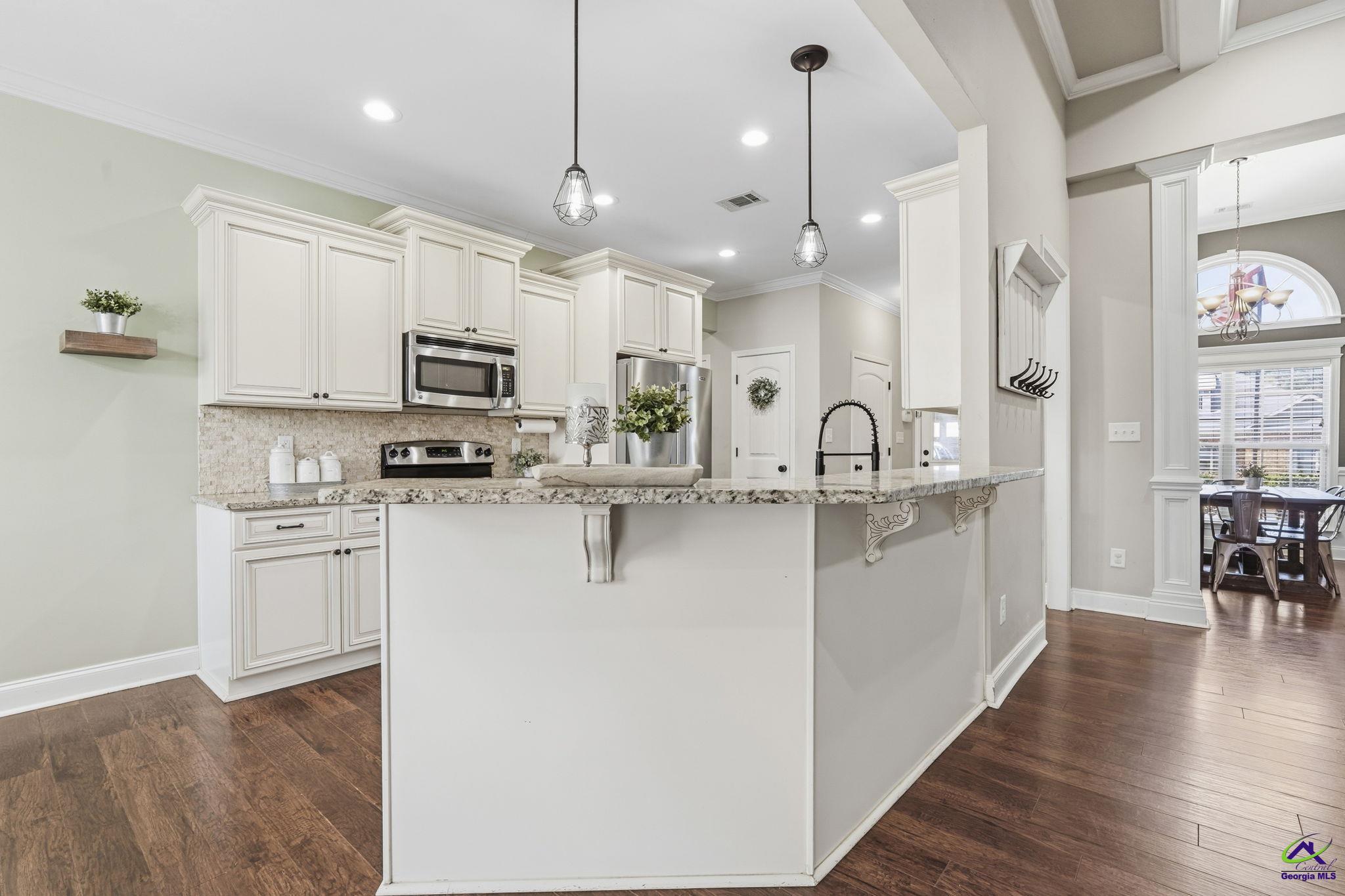 208 Hunts Landing Drive