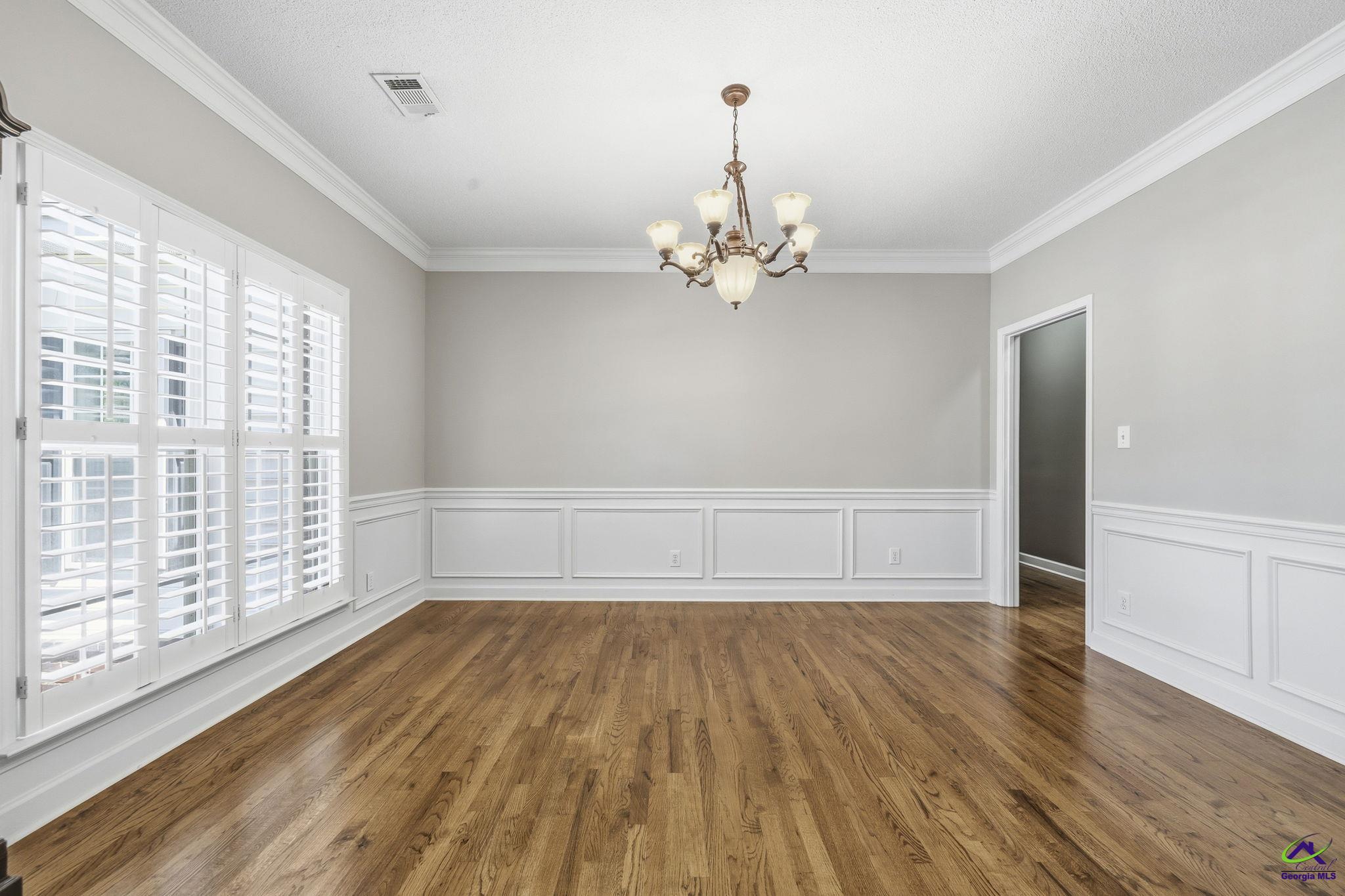 10 Willow Lake Drive