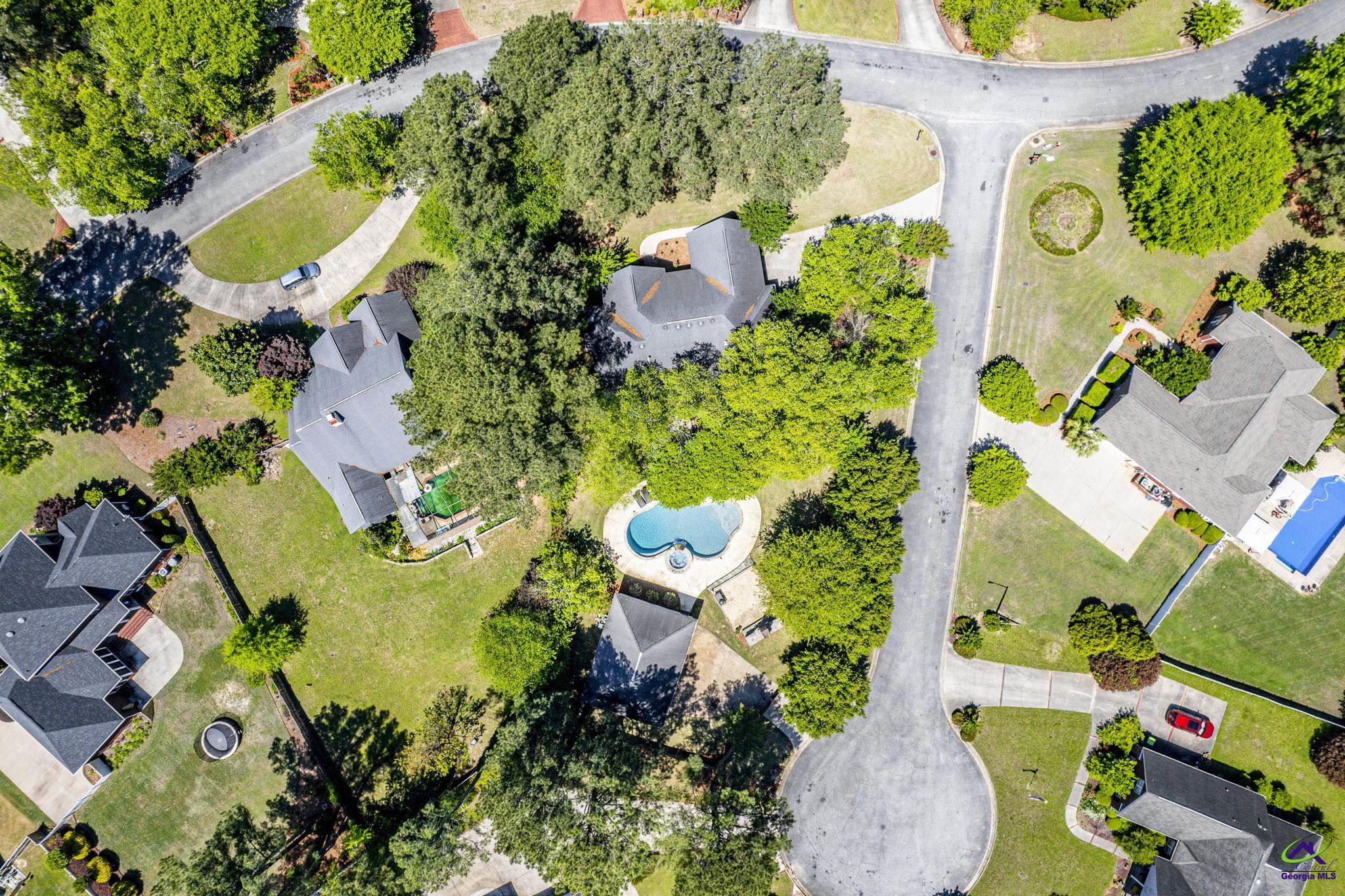 10 Willow Lake Drive