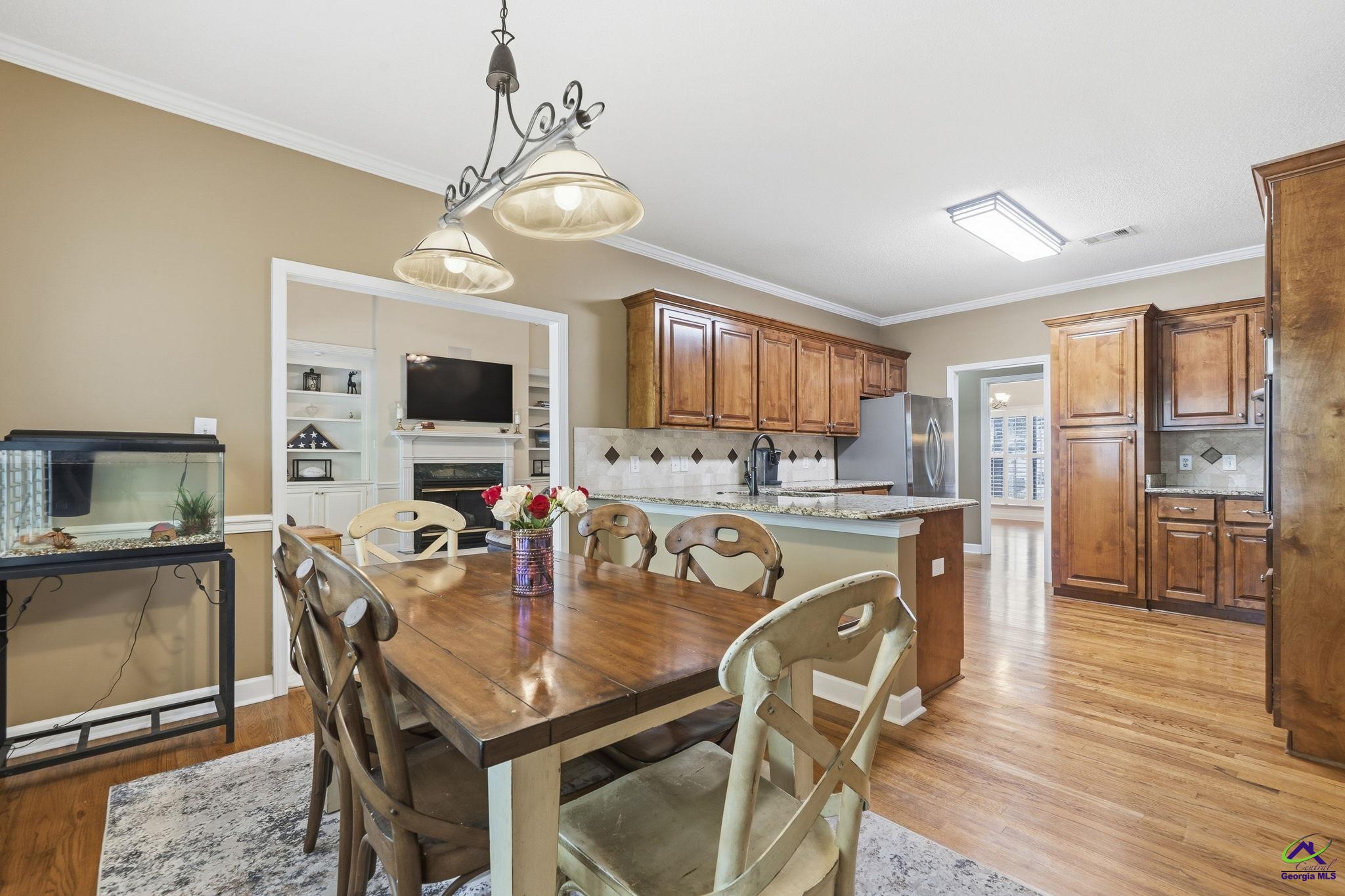10 Willow Lake Drive