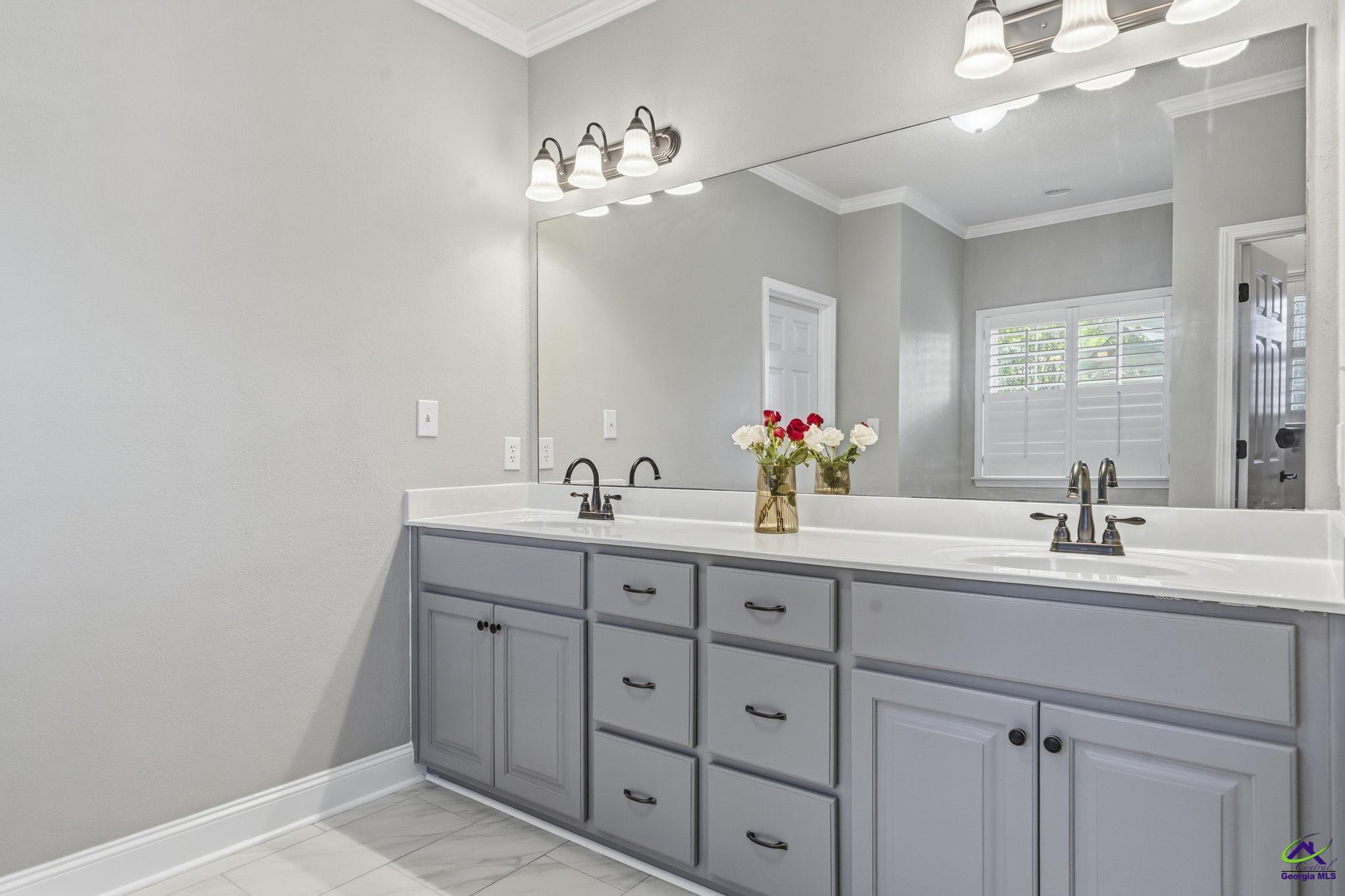 10 Willow Lake Drive