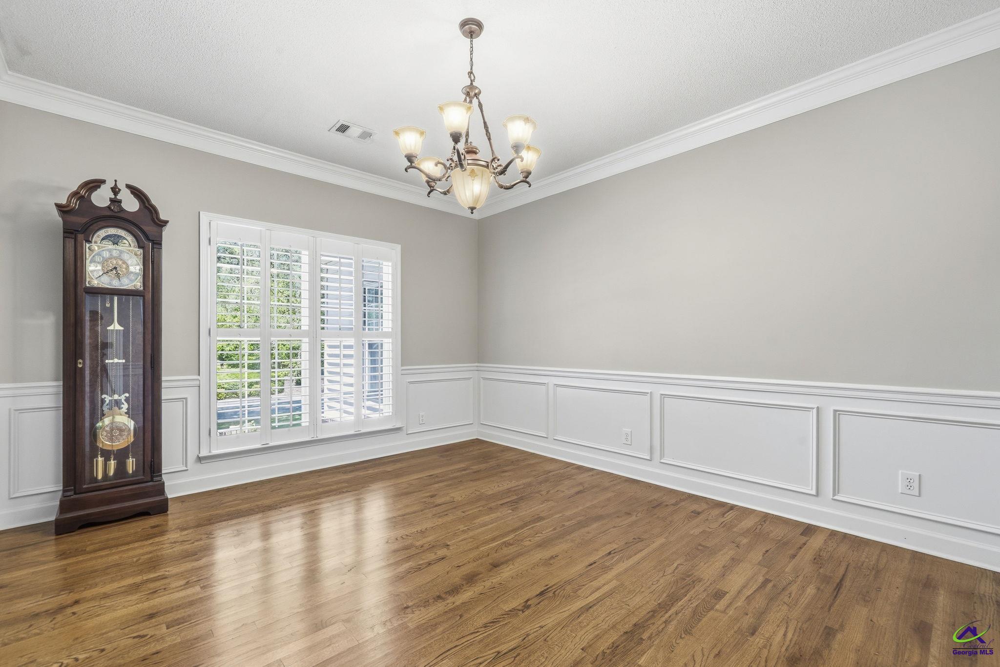 10 Willow Lake Drive