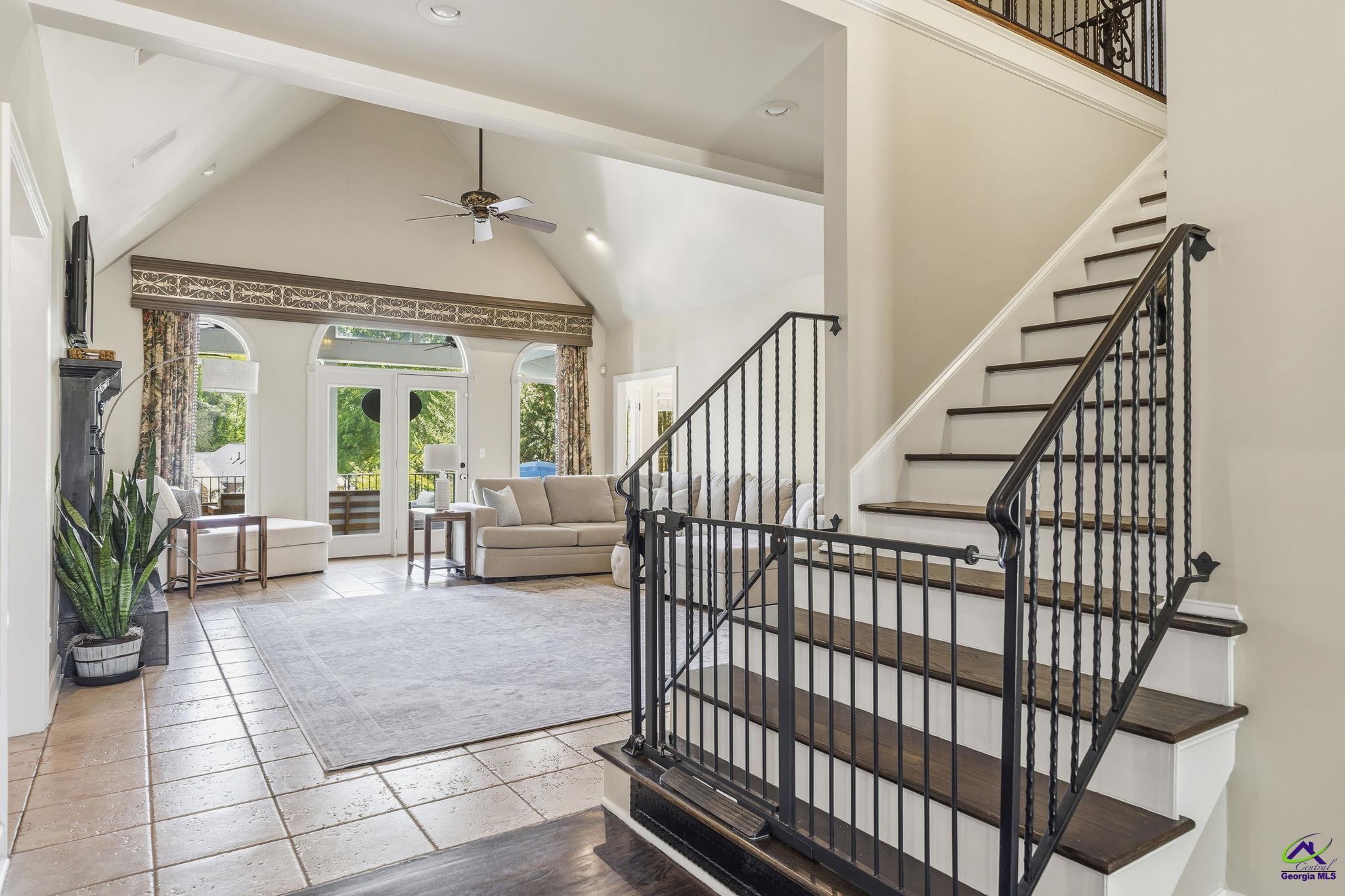 403 Barrington Point