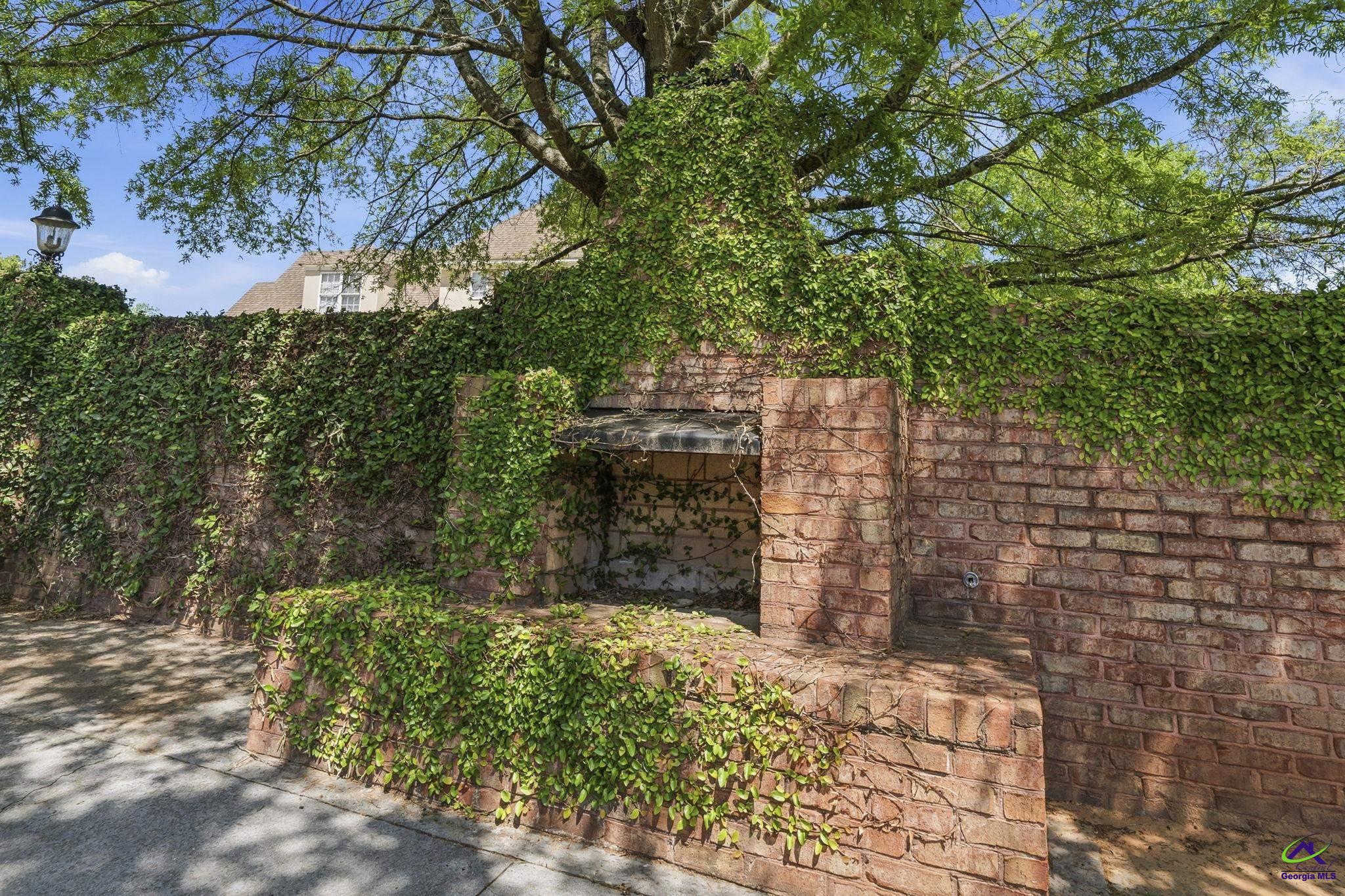 403 Barrington Point