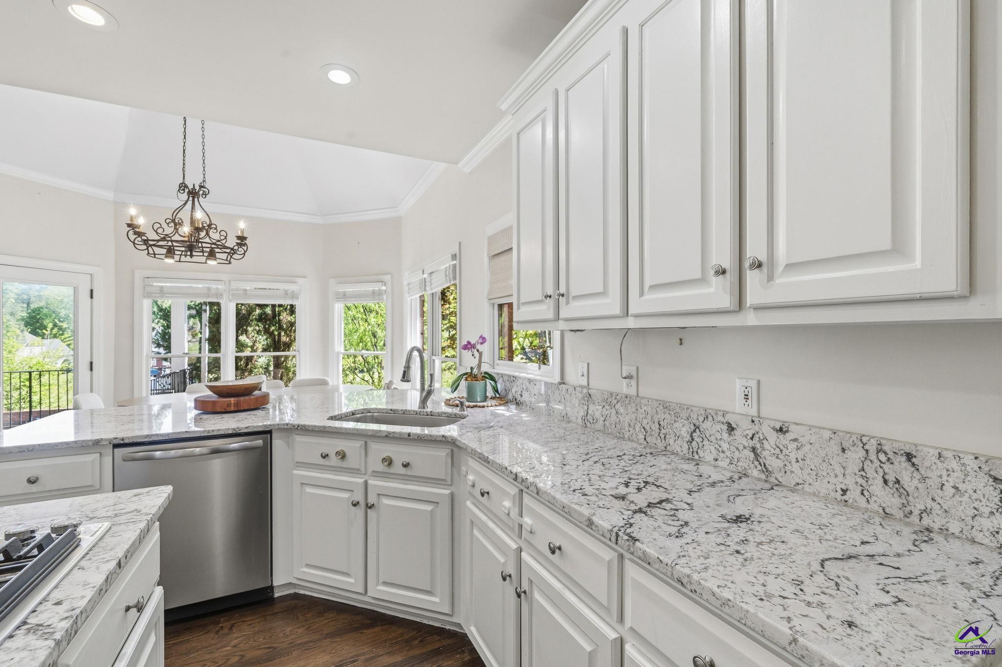 403 Barrington Point