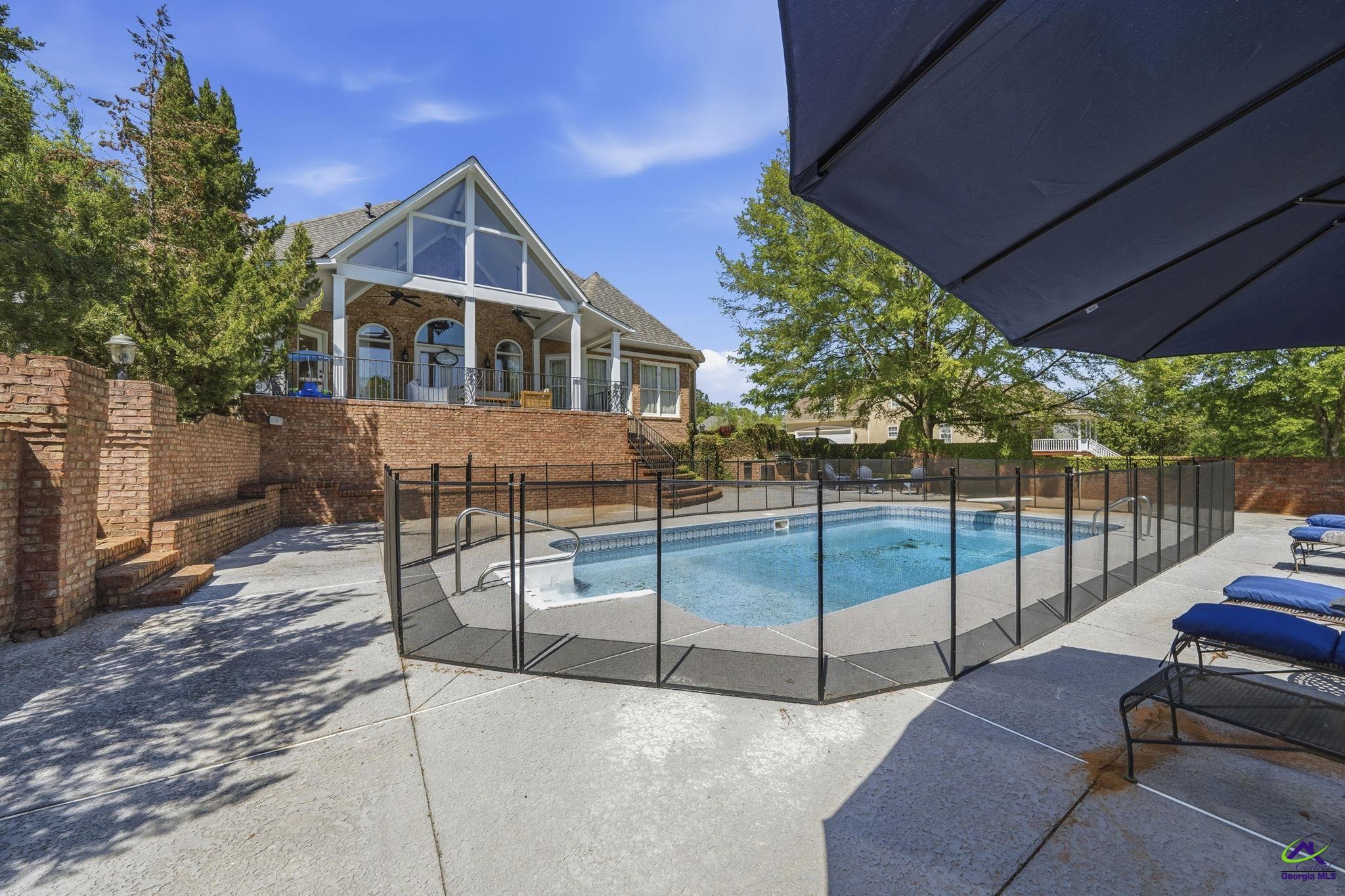 403 Barrington Point