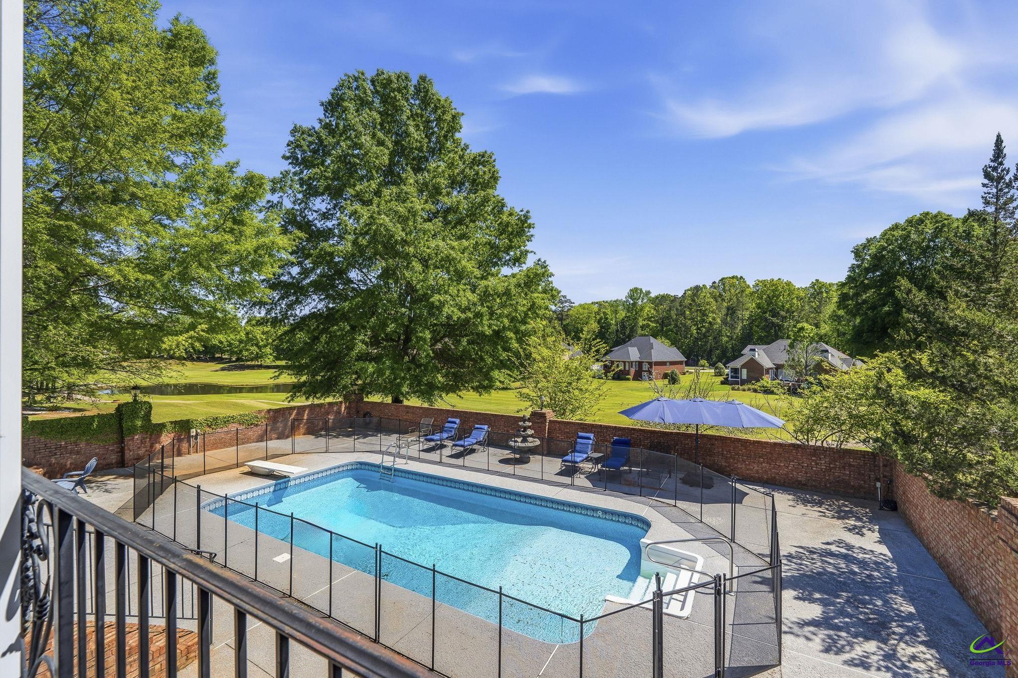 403 Barrington Point