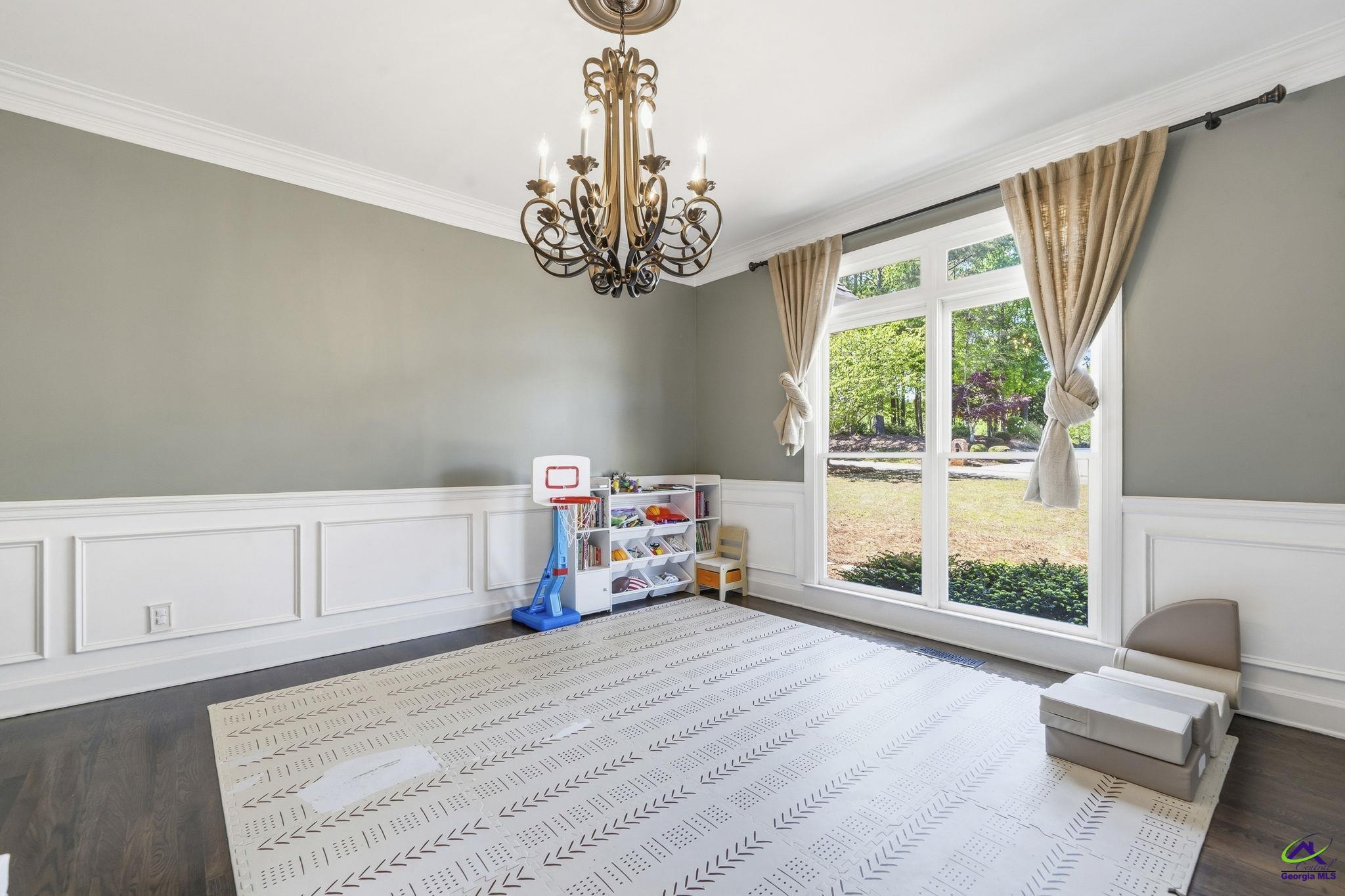 403 Barrington Point