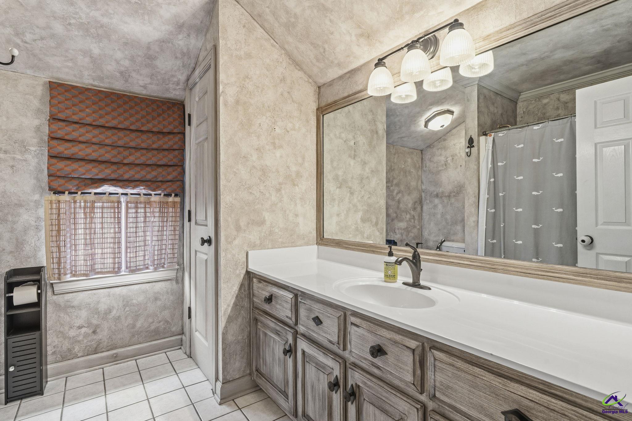 403 Barrington Point