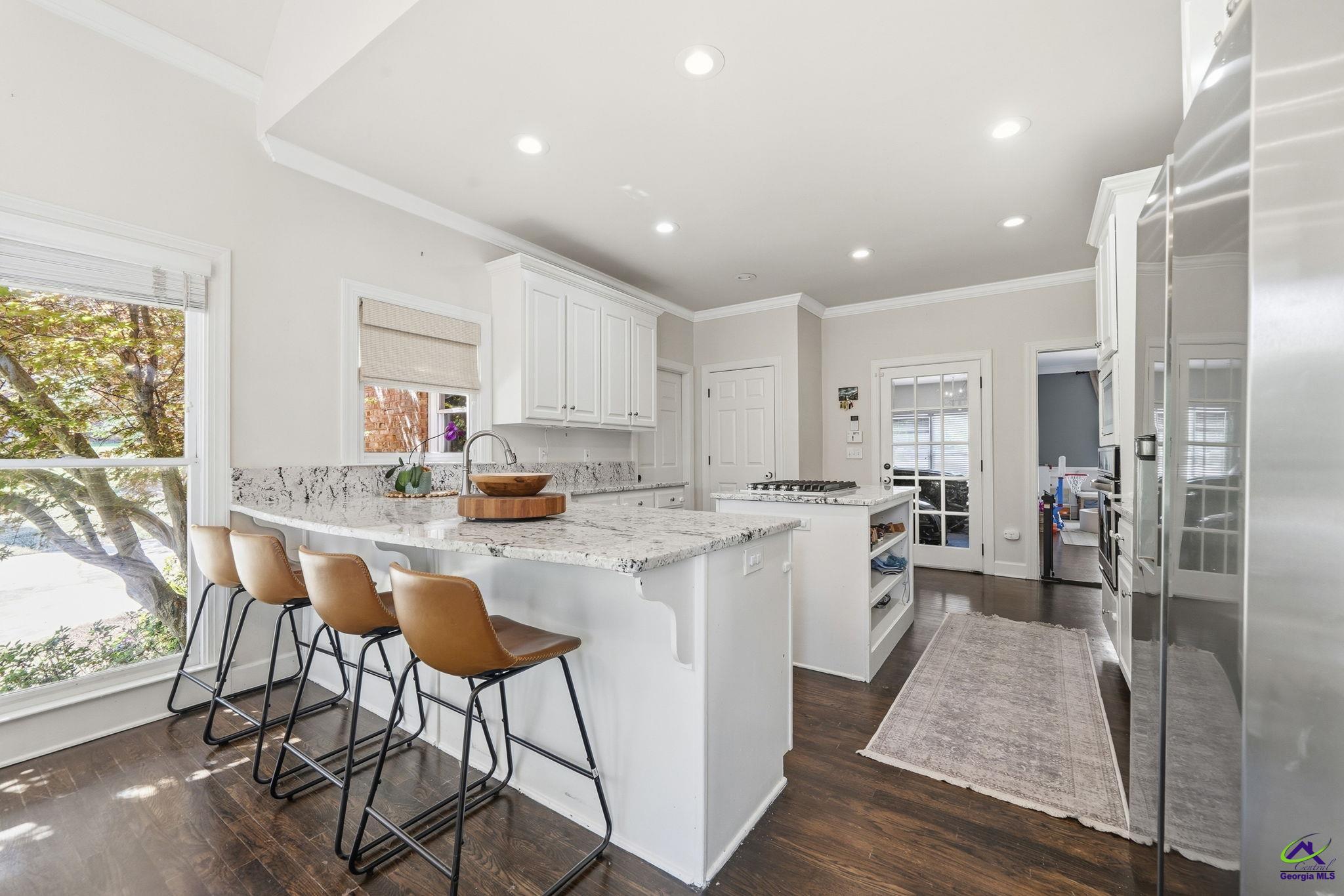 403 Barrington Point