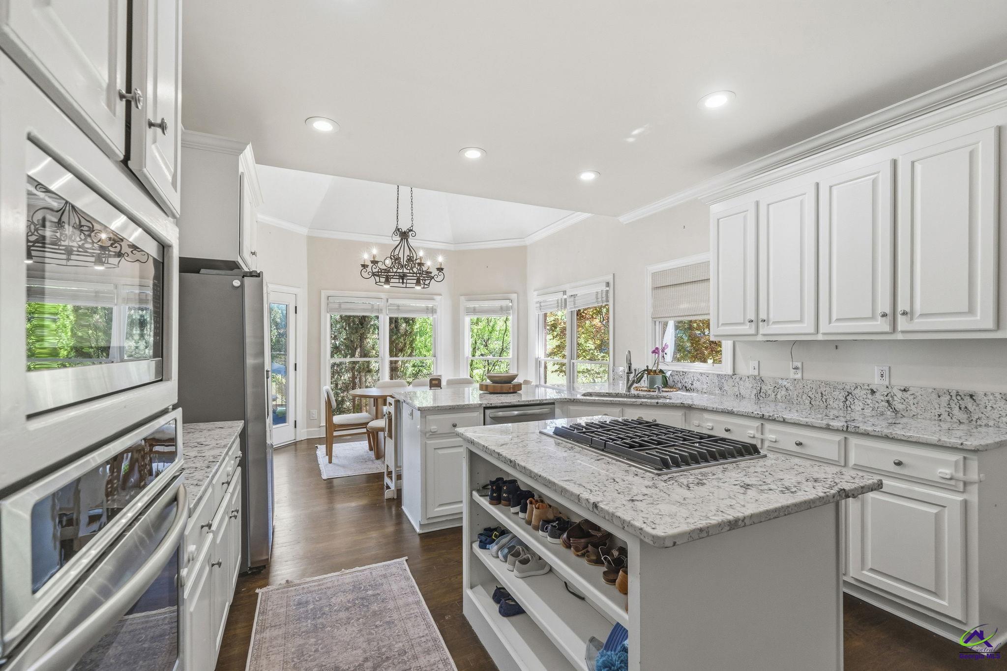 403 Barrington Point