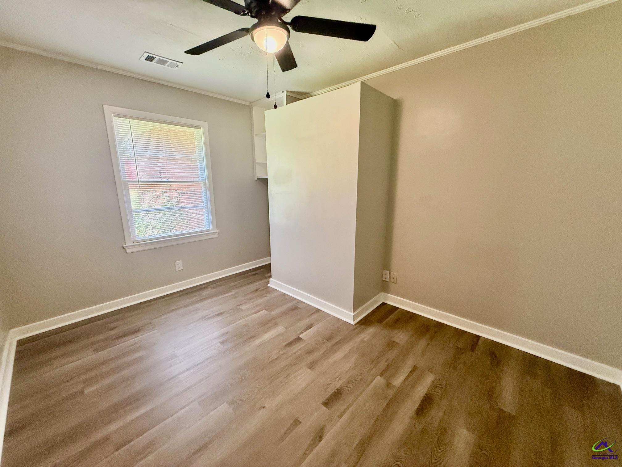 106 Benton Avenue