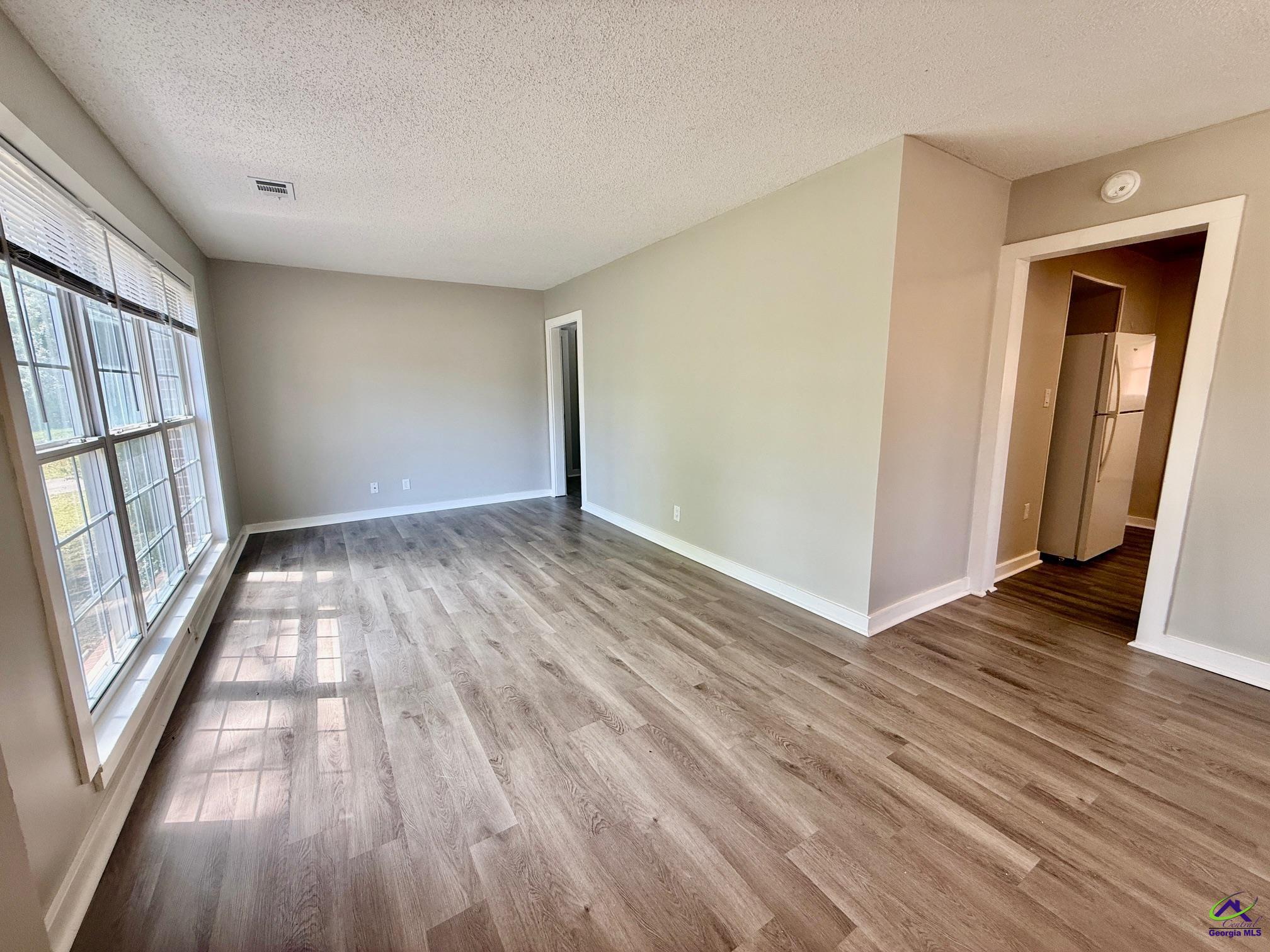 106 Benton Avenue