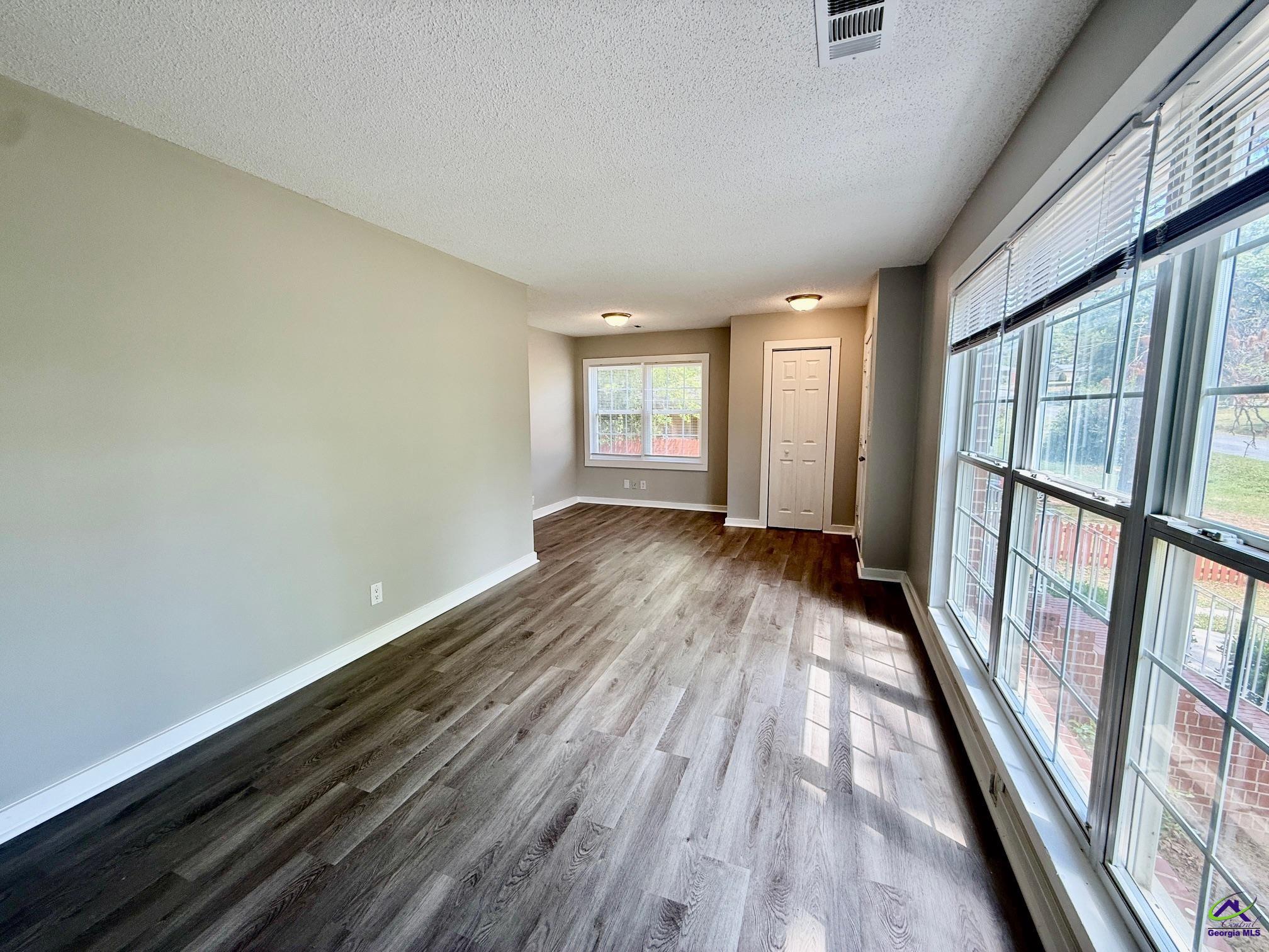 106 Benton Avenue