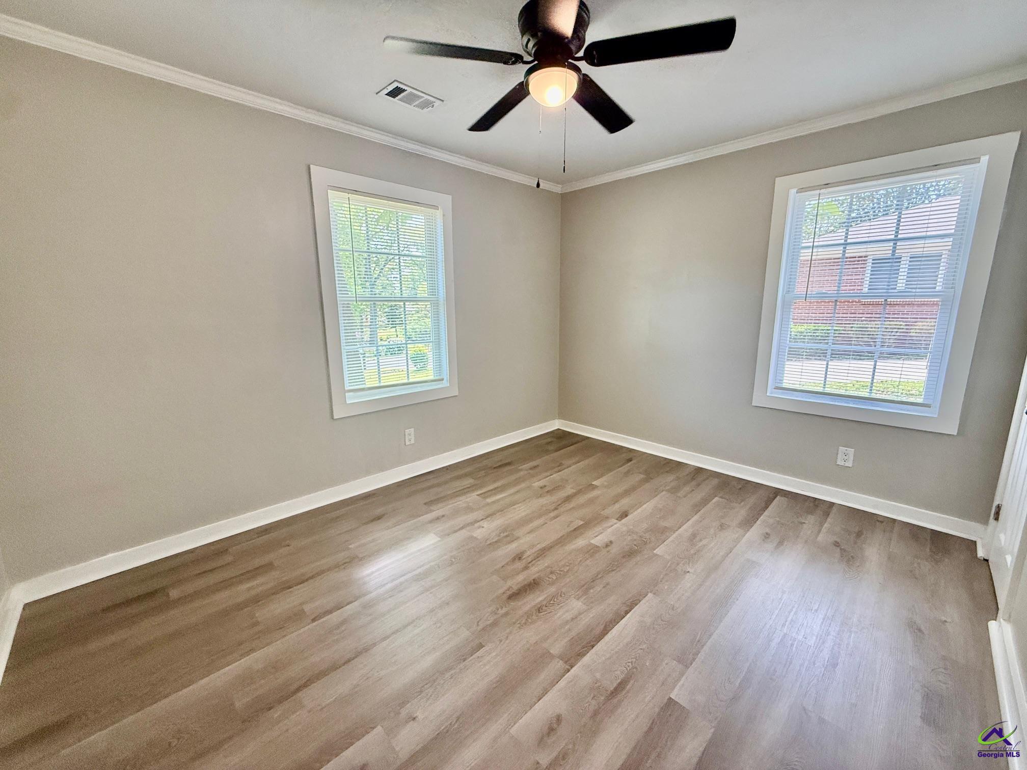 106 Benton Avenue