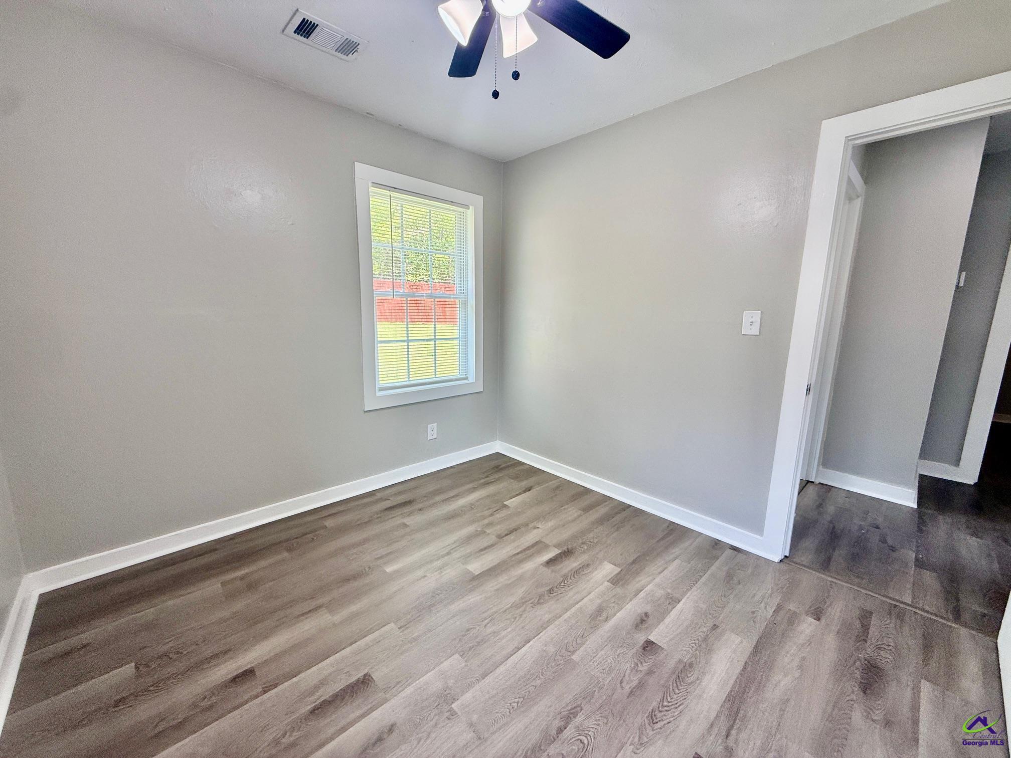 106 Benton Avenue