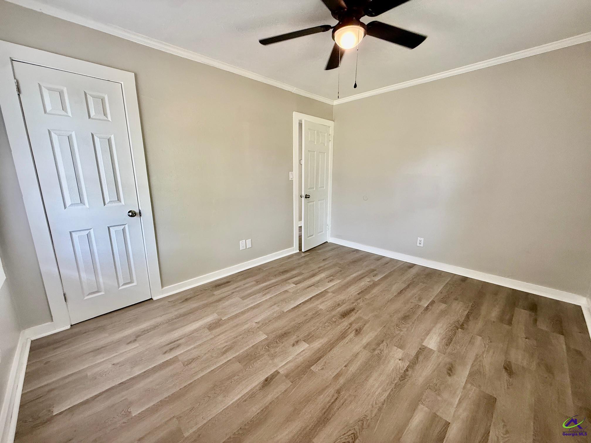 106 Benton Avenue