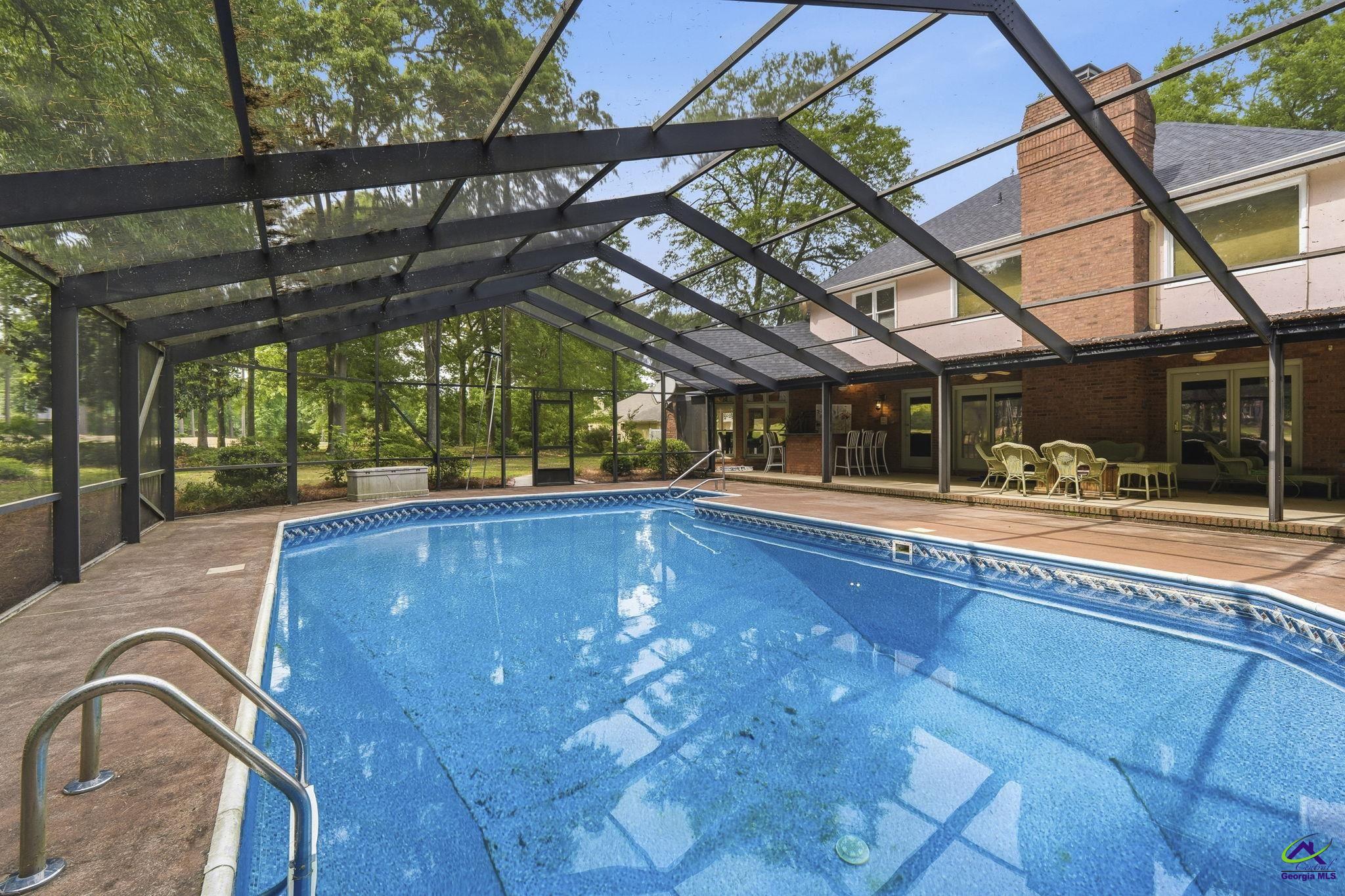 113 Club Court