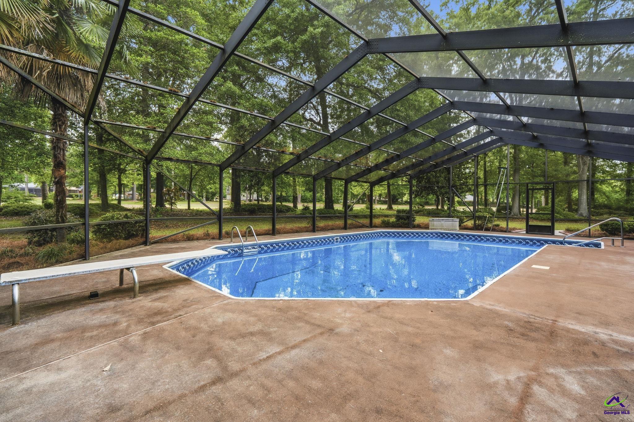 113 Club Court
