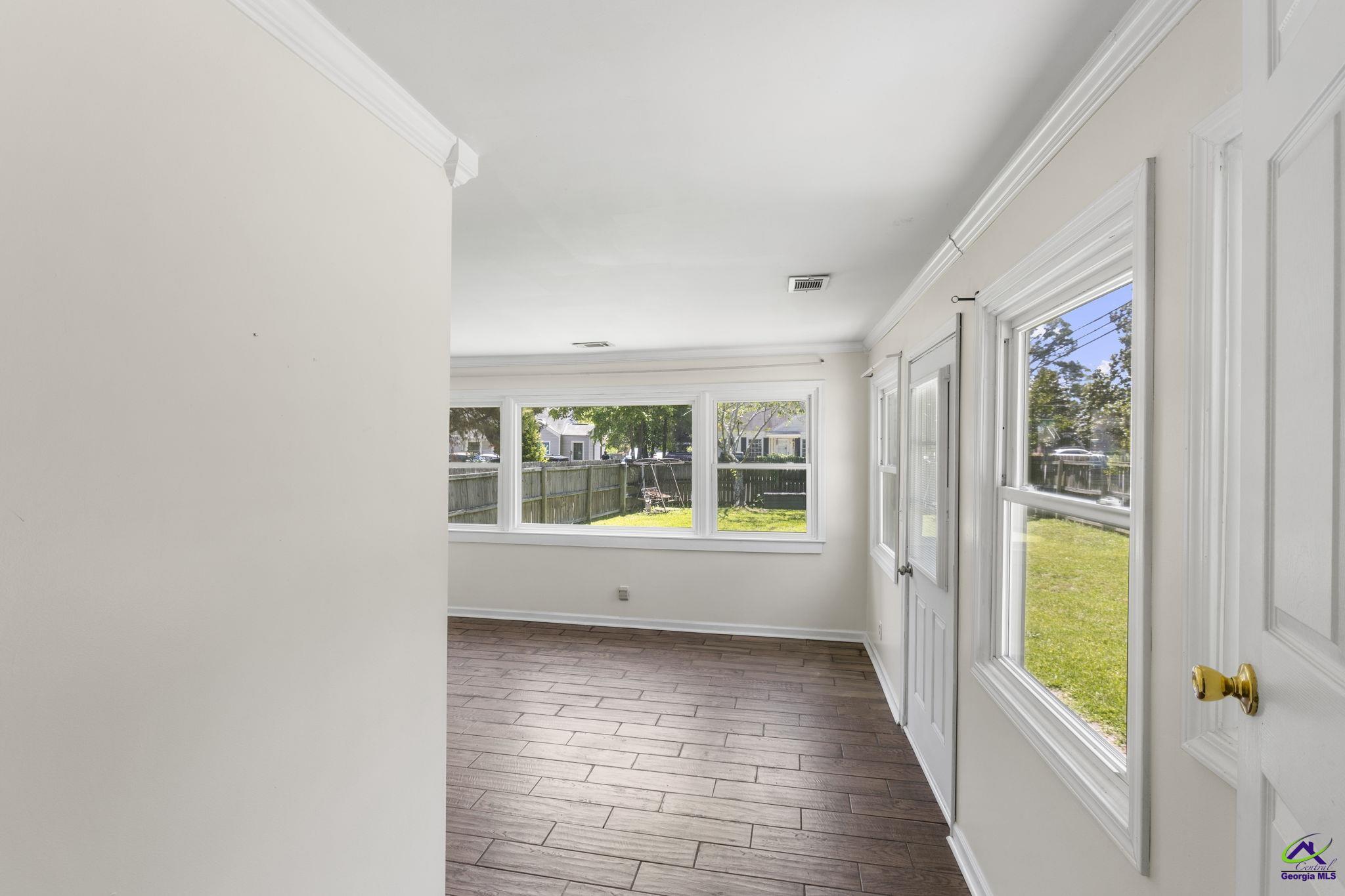 130 S Pleasant Hill Road