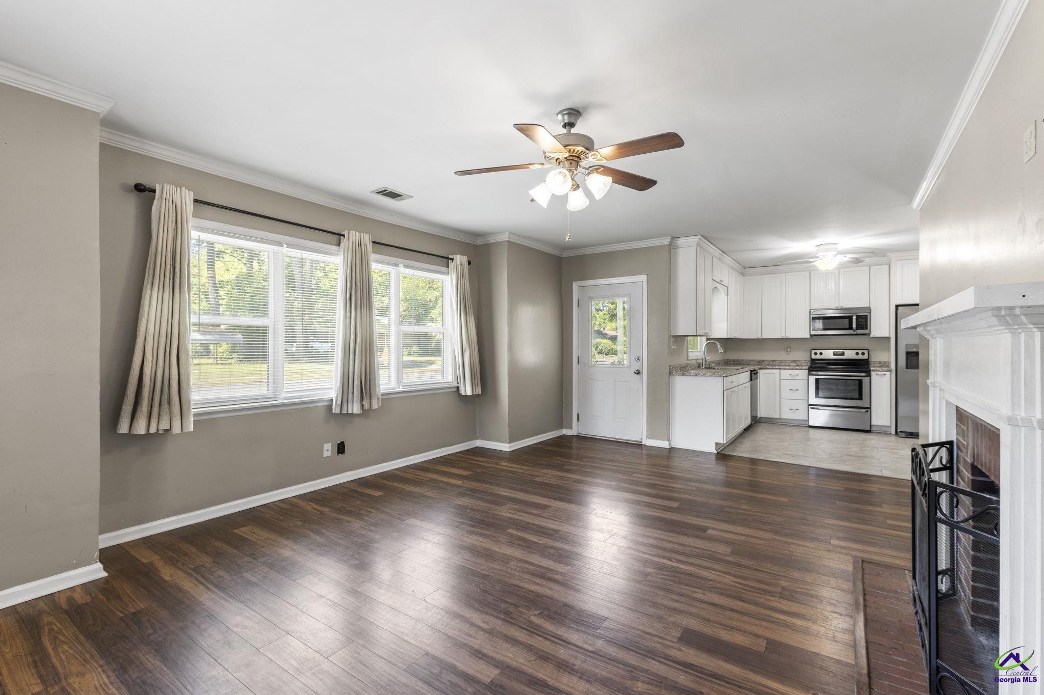130 S Pleasant Hill Road