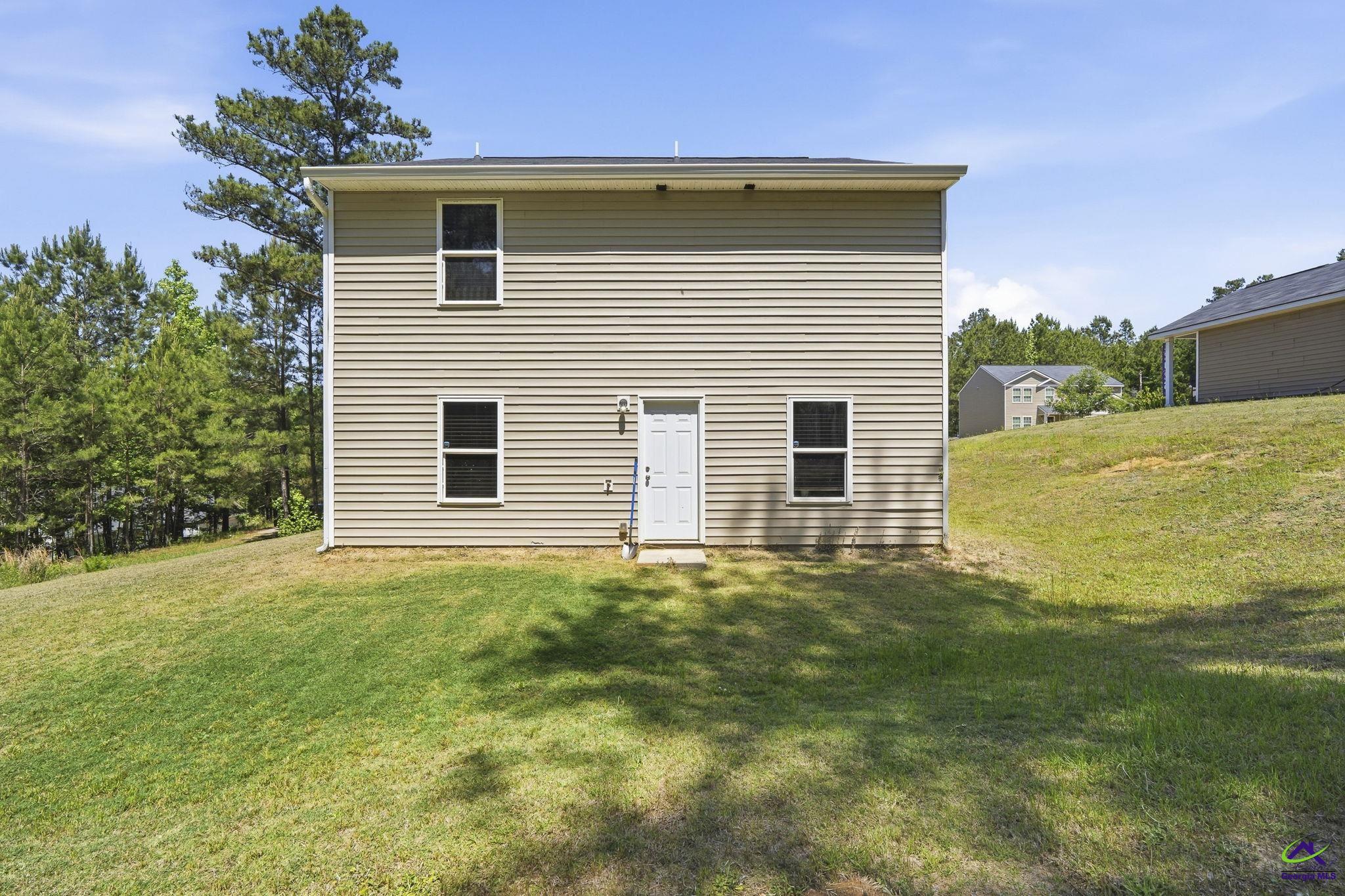 1553 Austin Drive