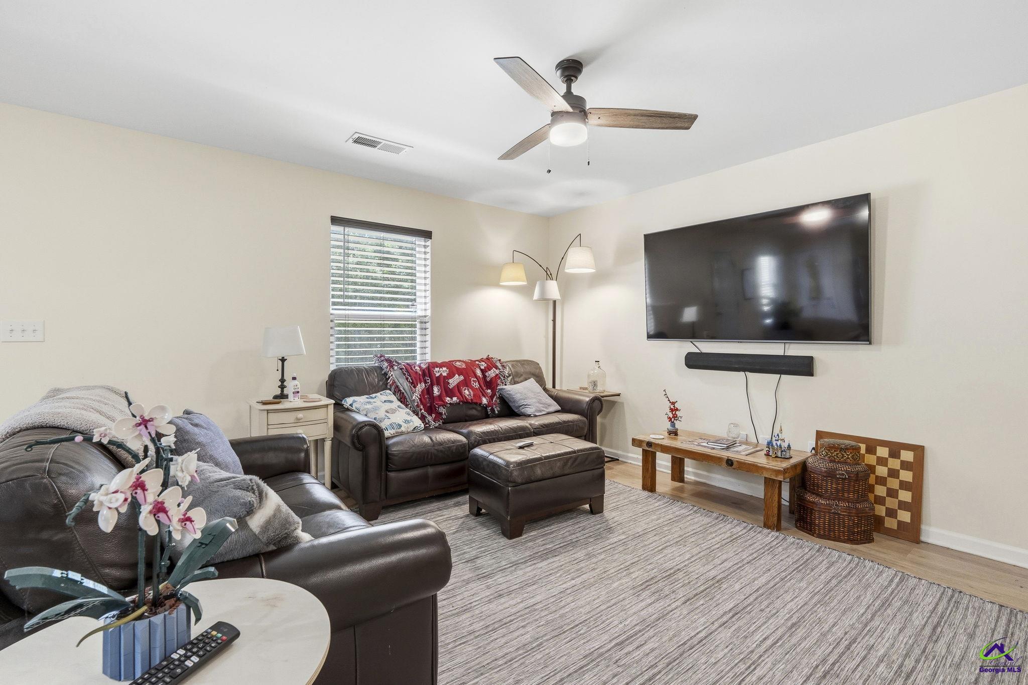 1553 Austin Drive
