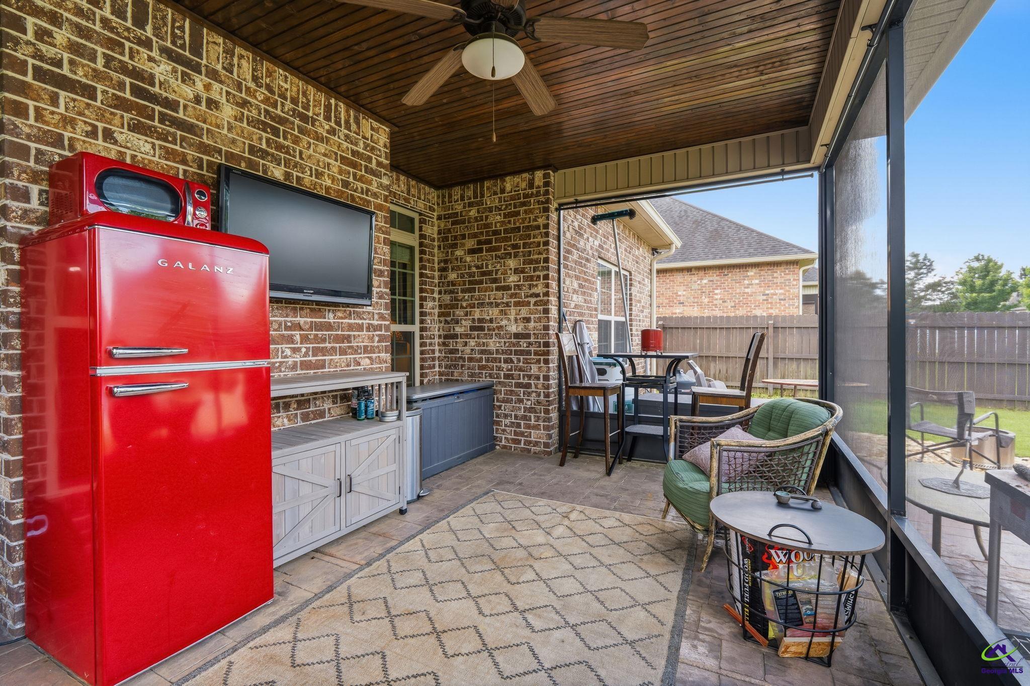 303 Brown Thrasher Lane
