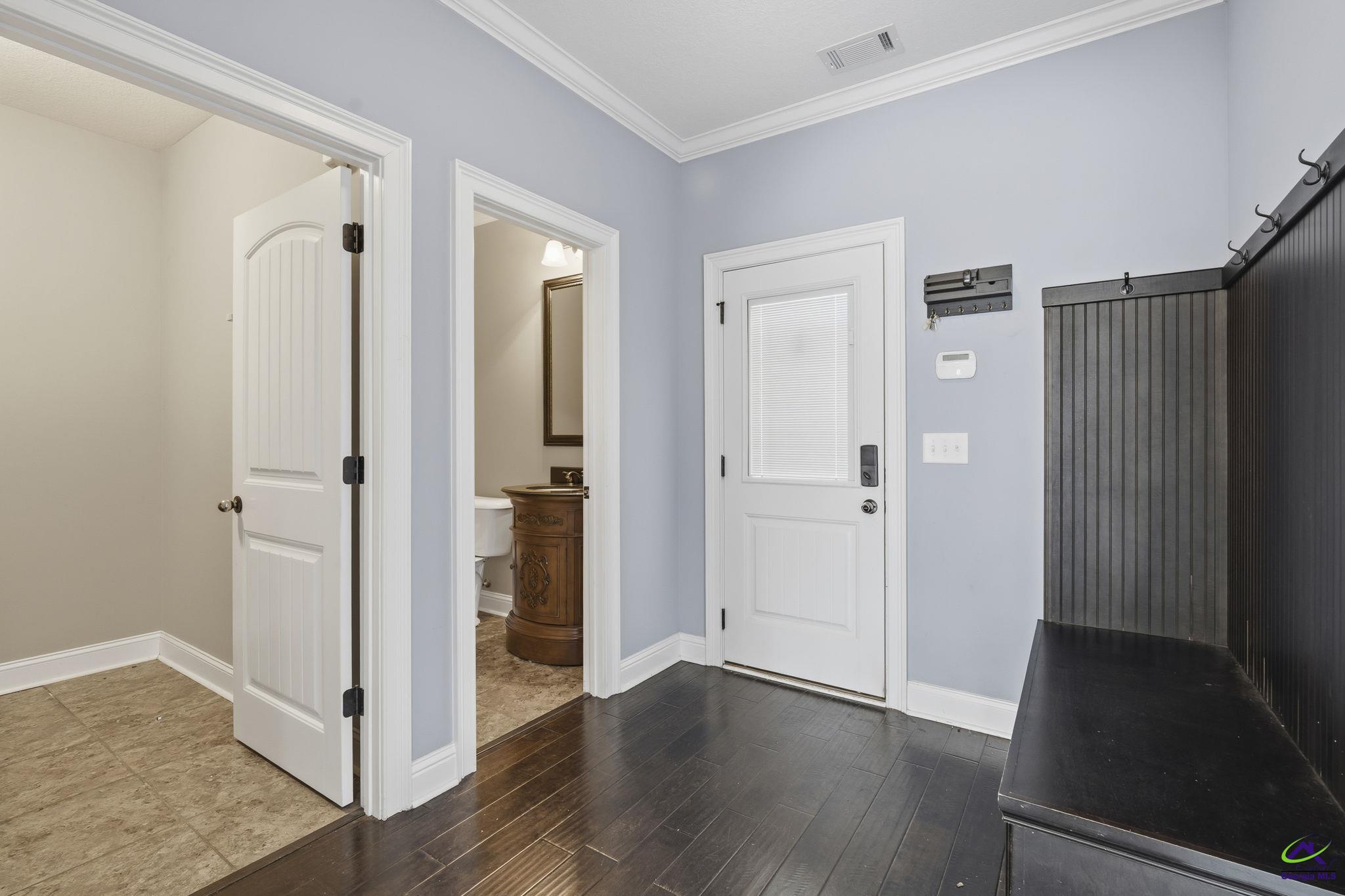 304 Montgomery Street