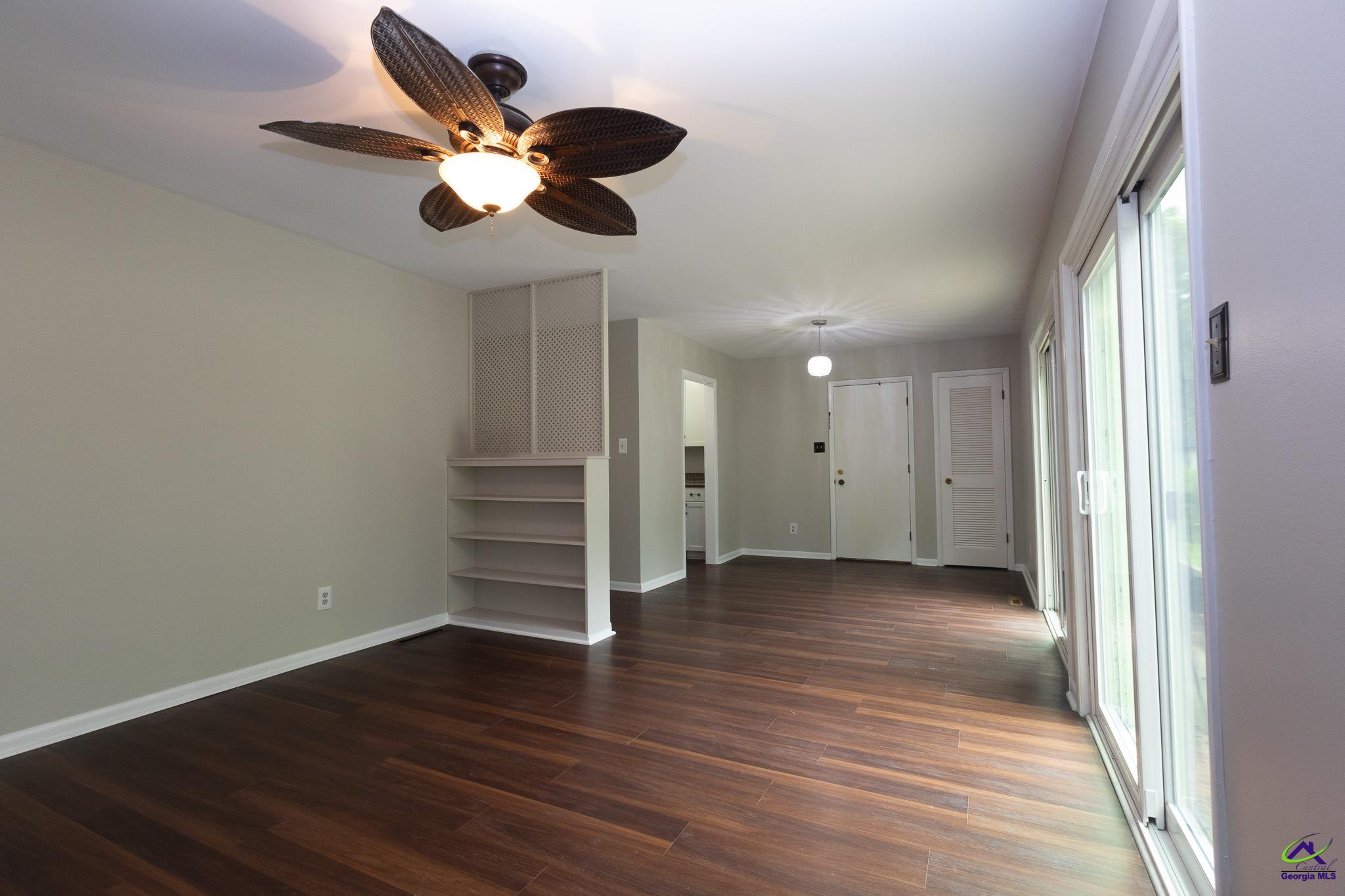 211 Sunnydale Drive