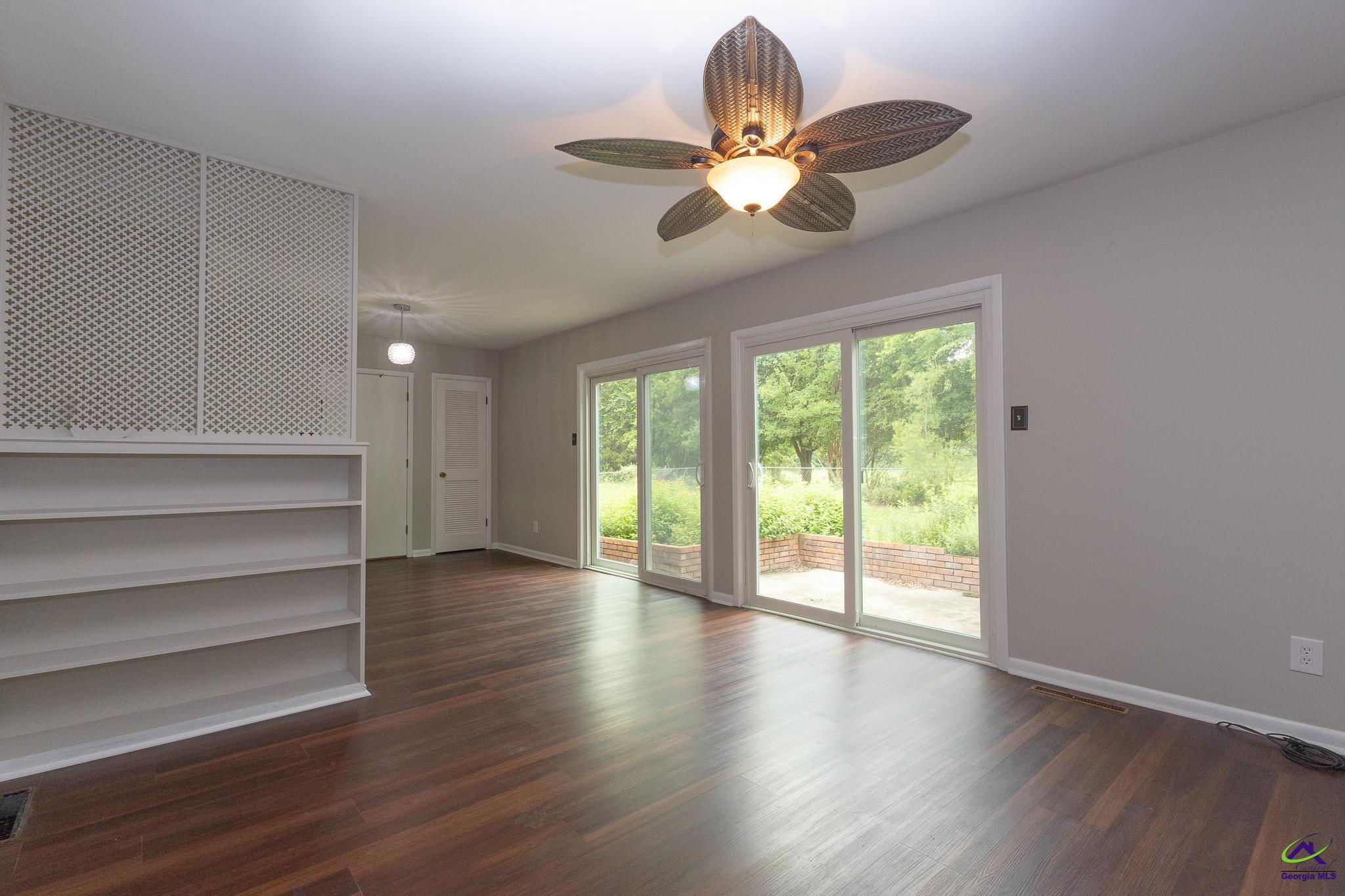 211 Sunnydale Drive