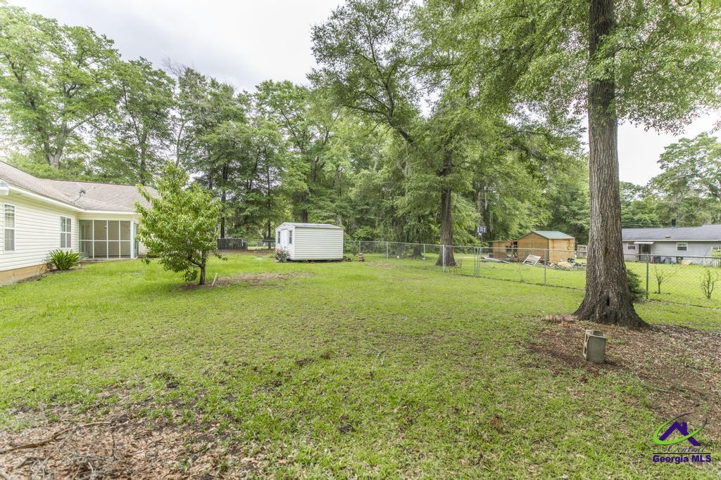 390 Eastman Highway Highway