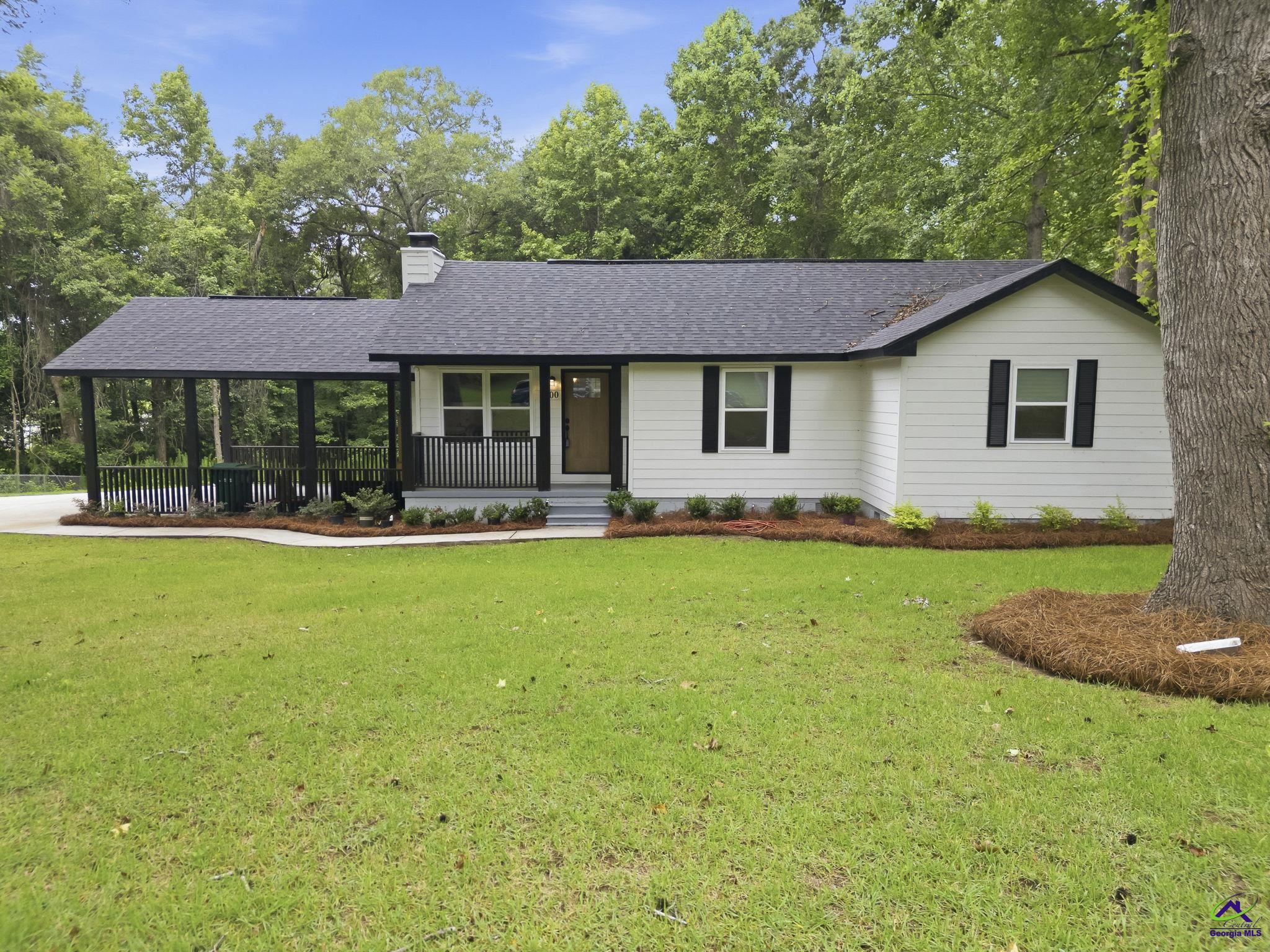 400 North Lake Drive