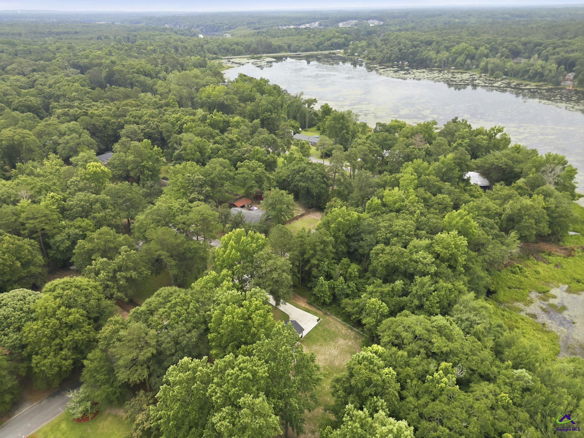 400 North Lake Drive