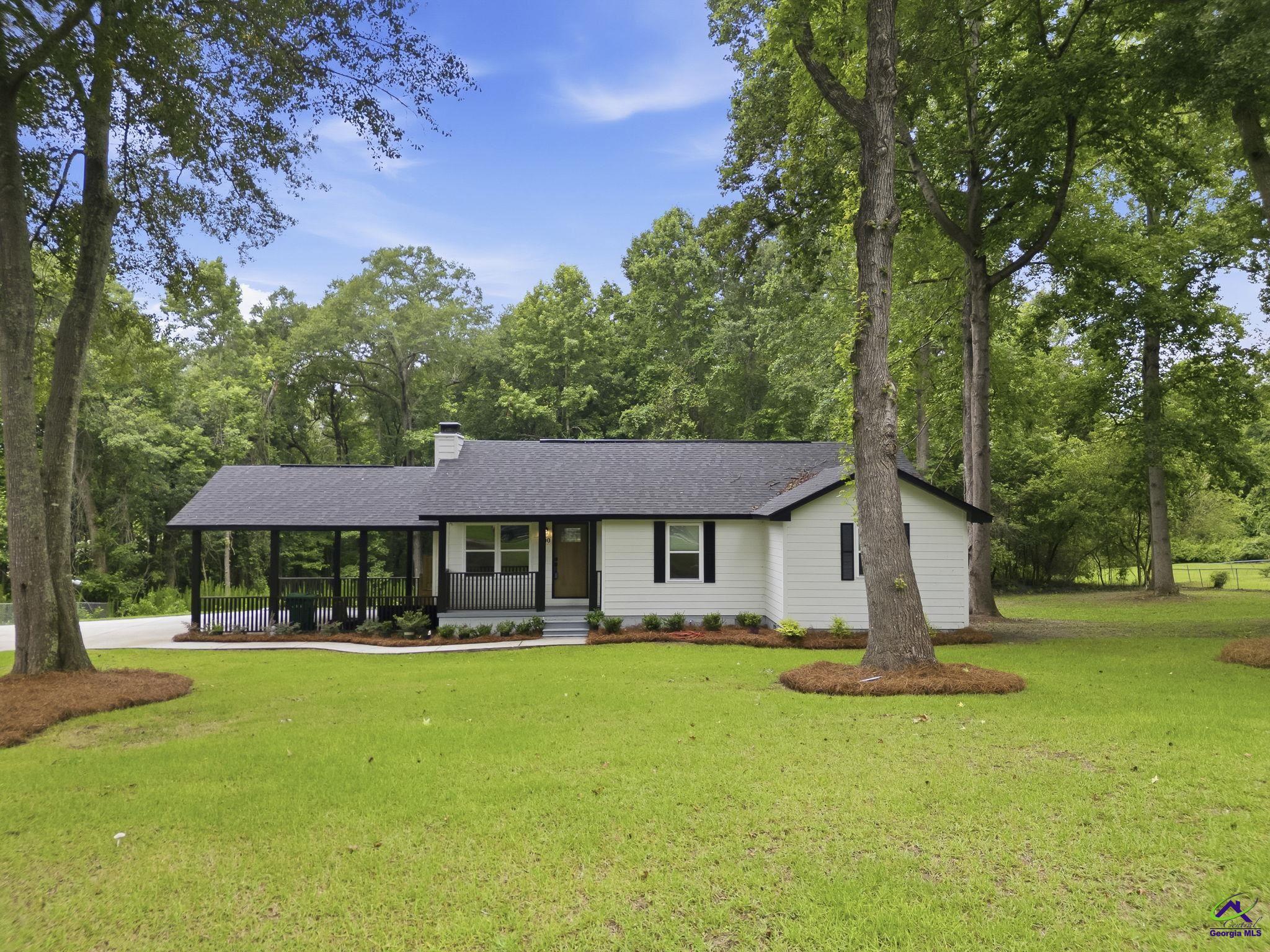 400 North Lake Drive