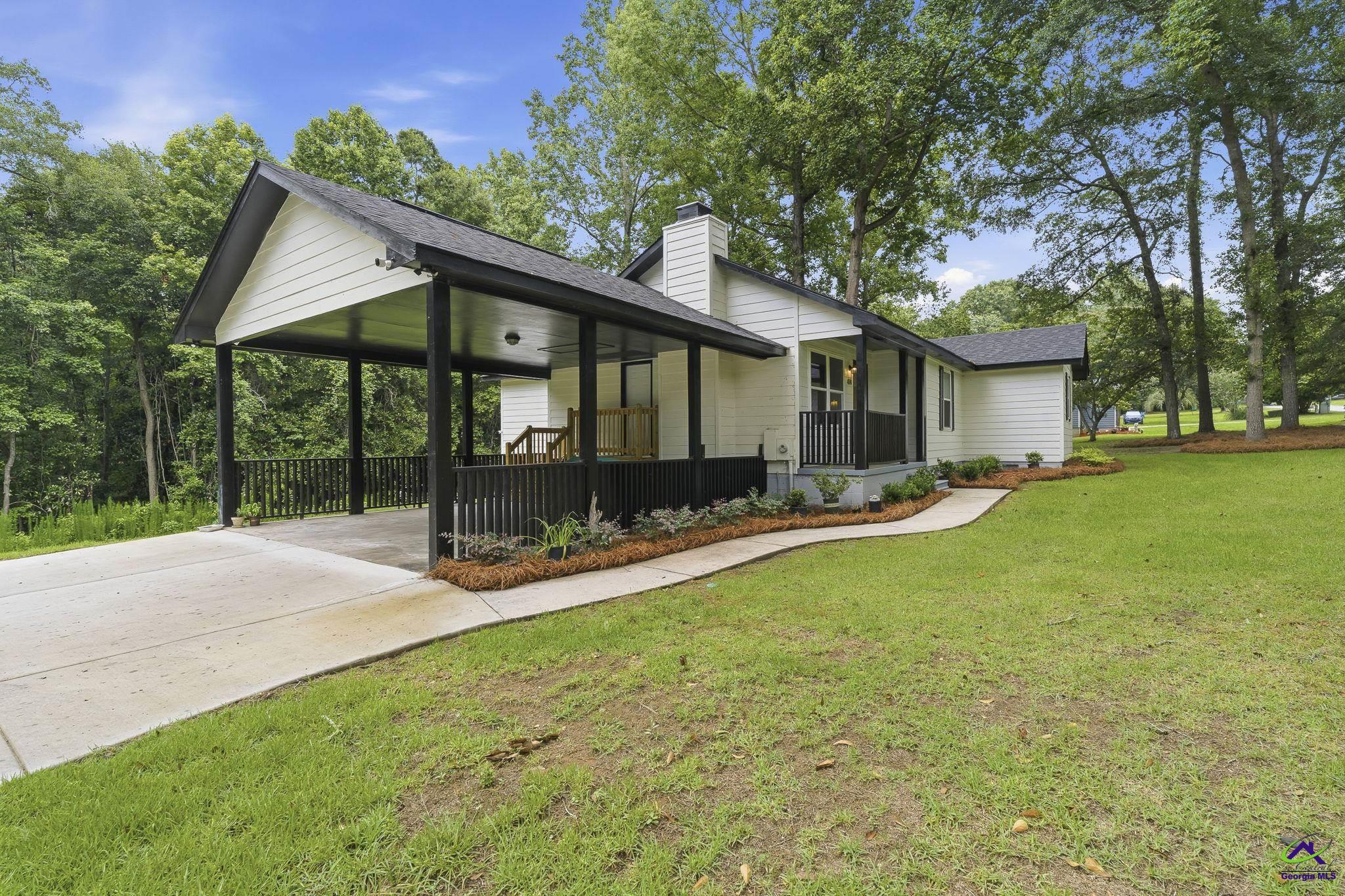 400 North Lake Drive