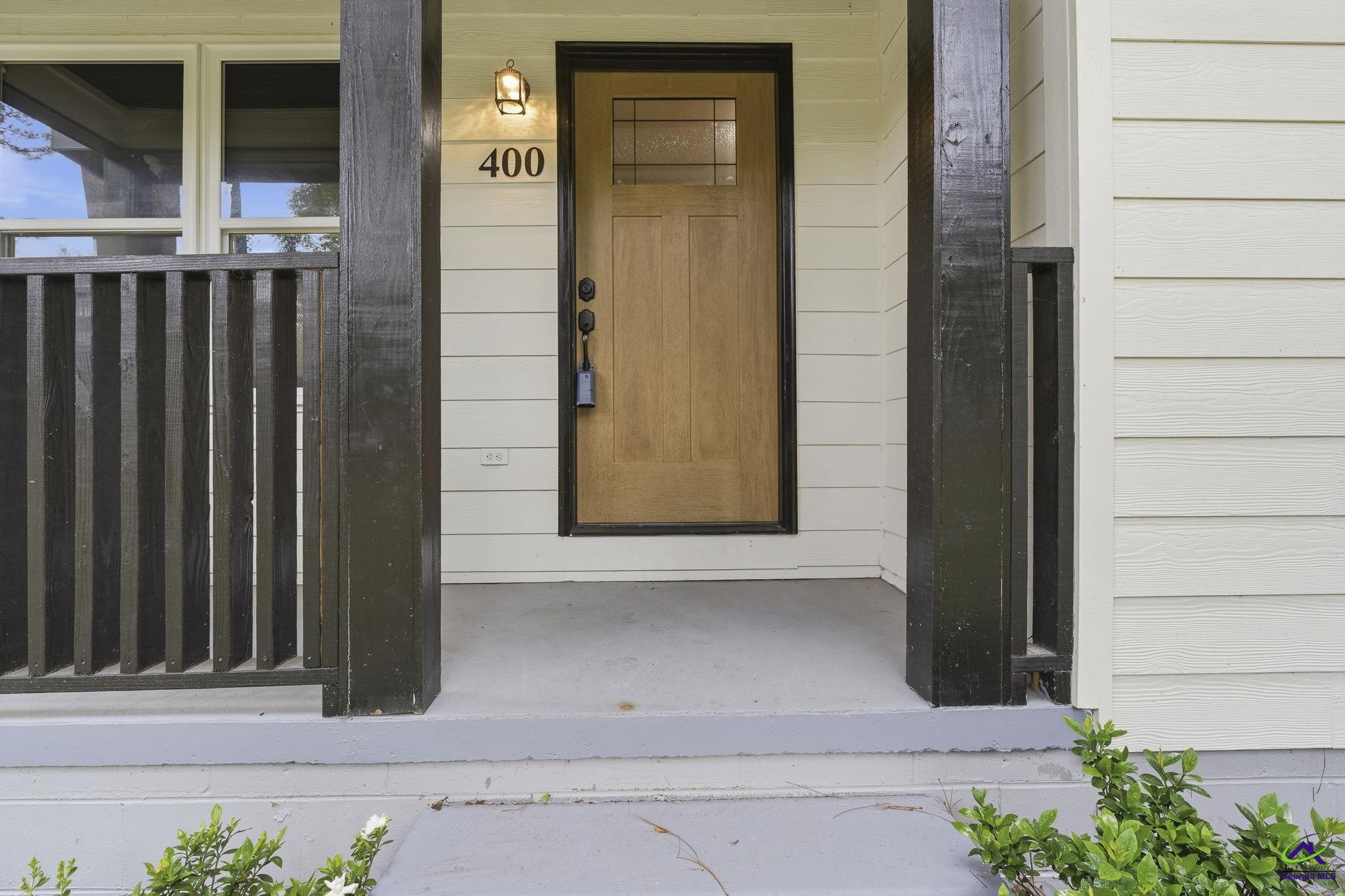 400 North Lake Drive