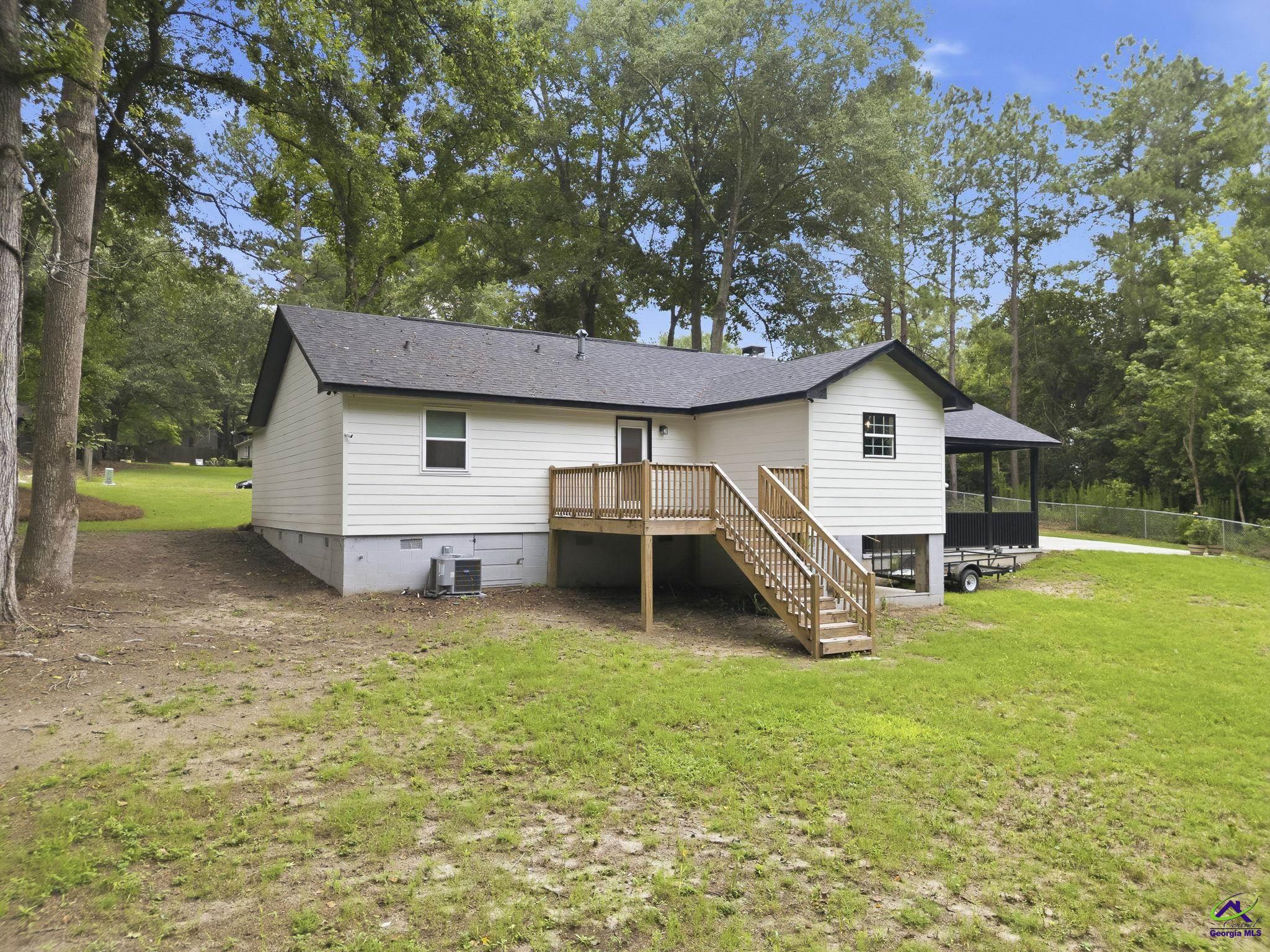 400 North Lake Drive