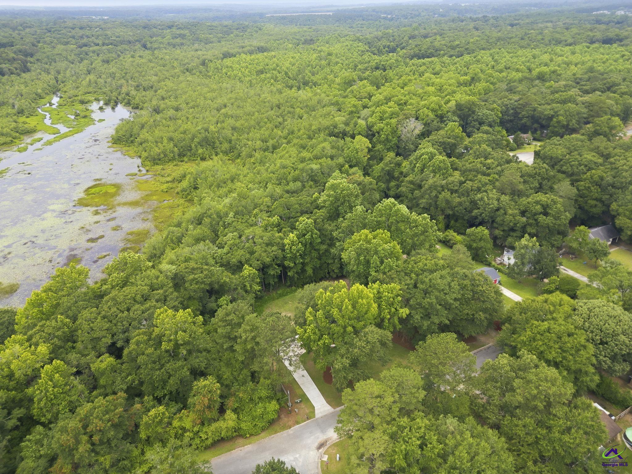 400 North Lake Drive