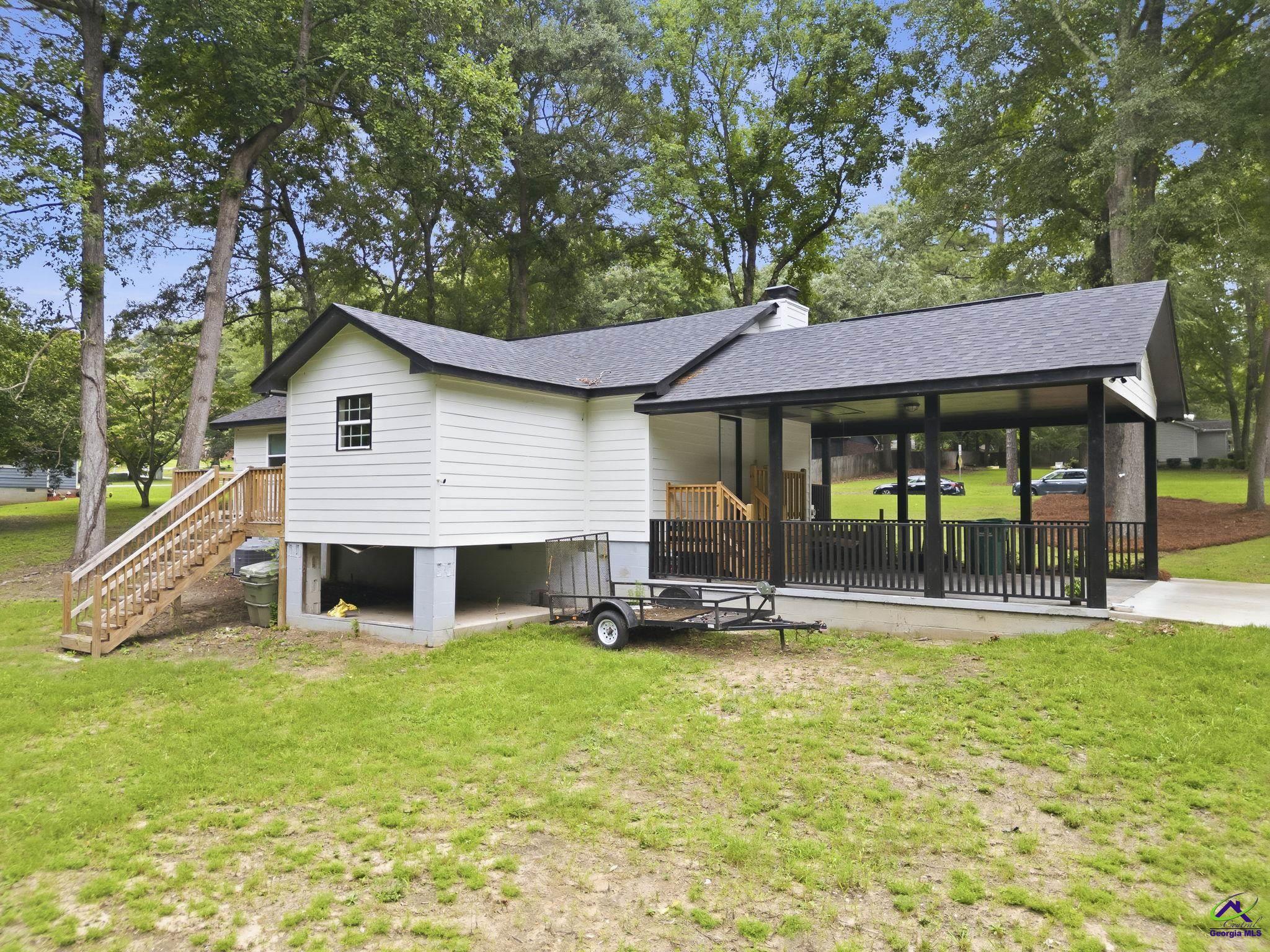 400 North Lake Drive
