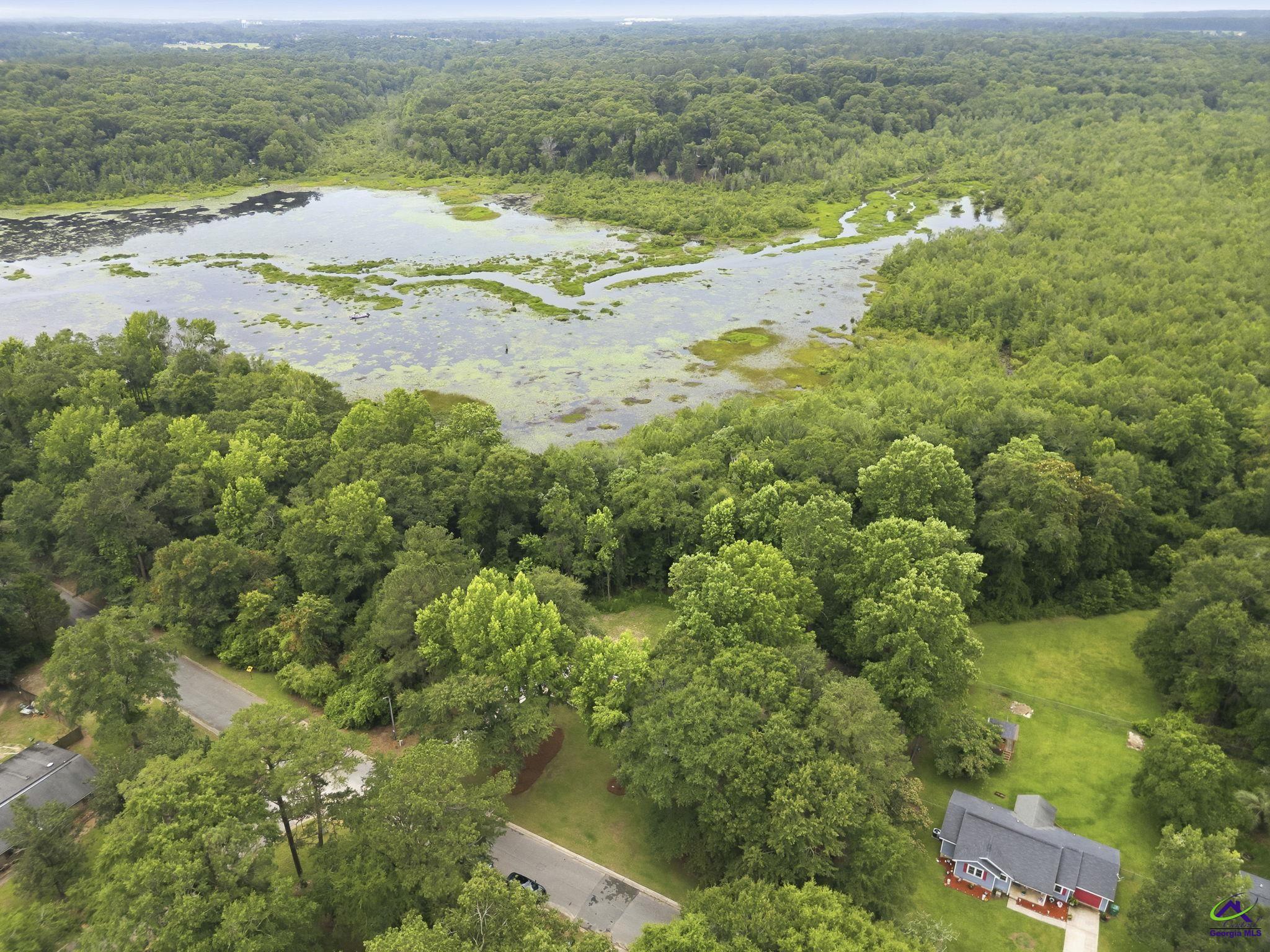 400 North Lake Drive