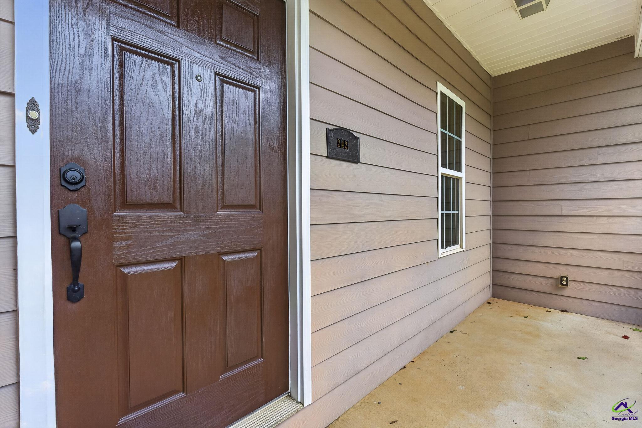 242 Carsons Walk