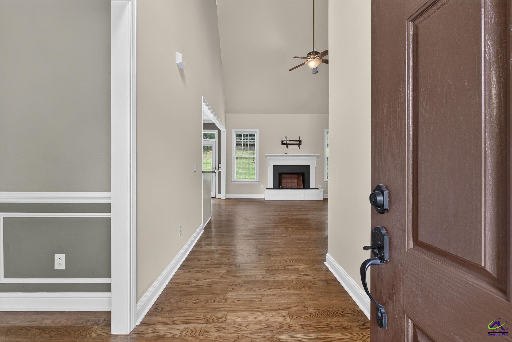 242 Carsons Walk