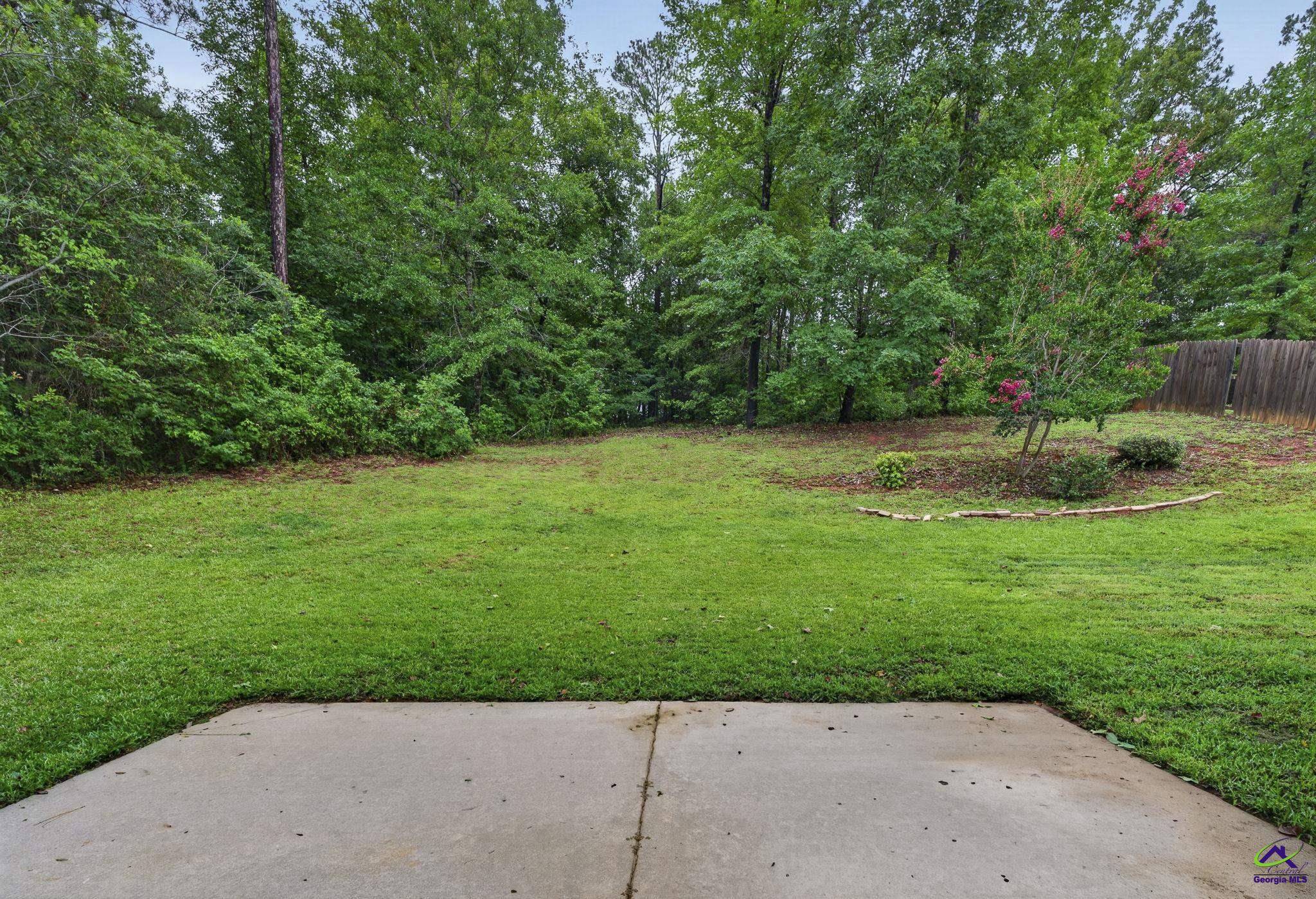 242 Carsons Walk
