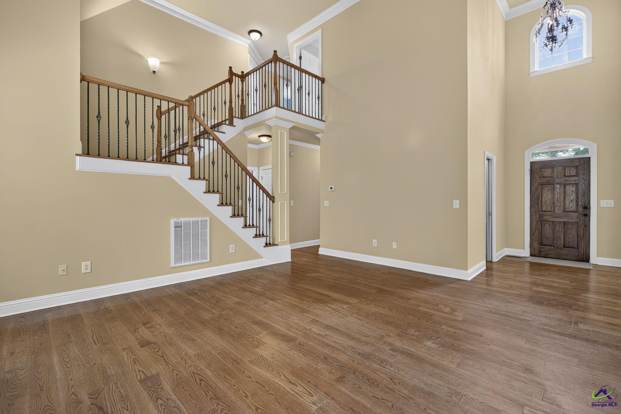 242 Carsons Walk