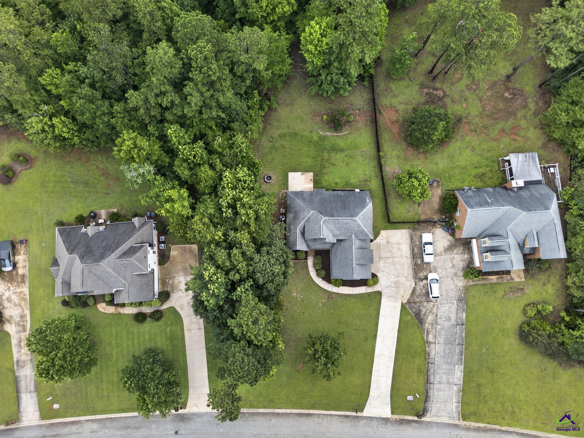 242 Carsons Walk