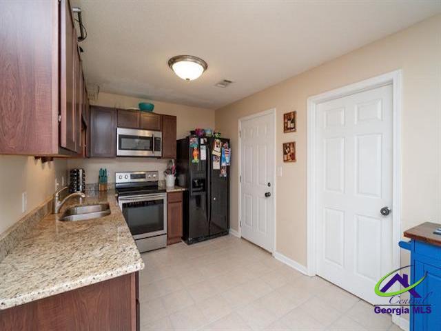 130 Coronation Drive