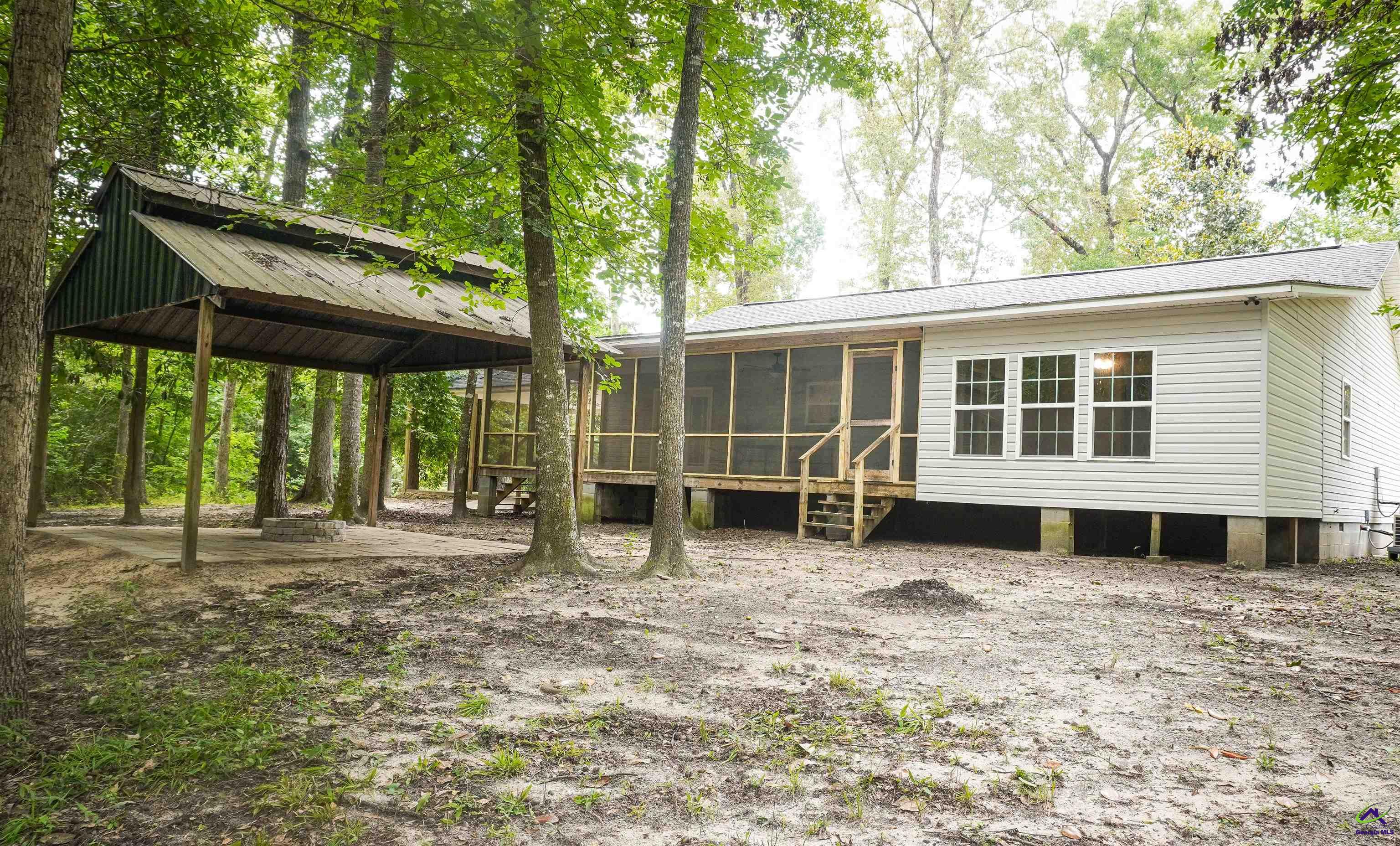 6486 Christian Hill Road
