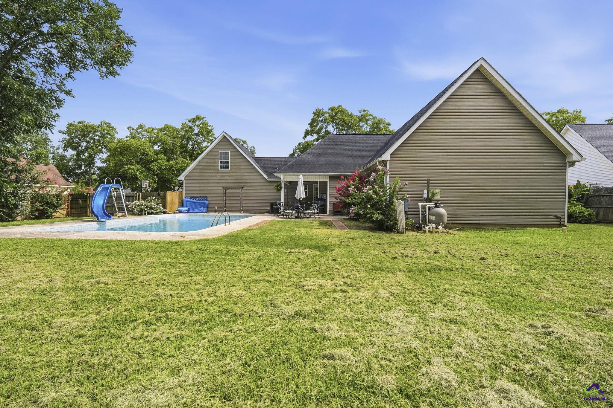 209 Duke Lane